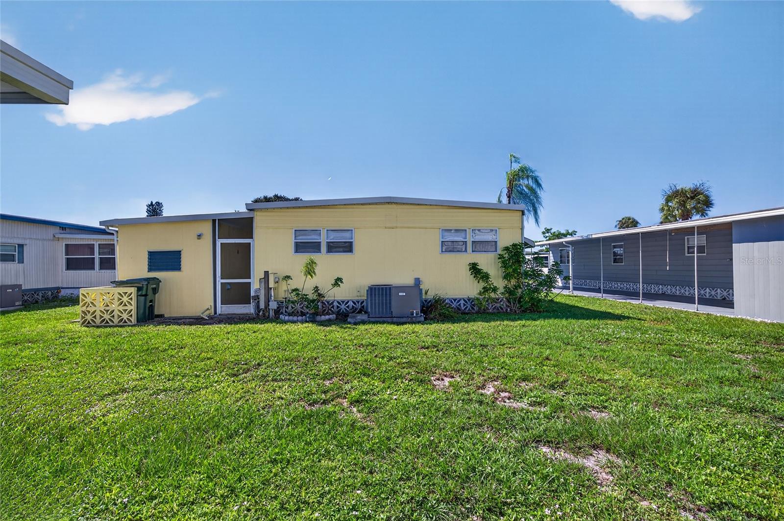 VENICE ISLE - Residential