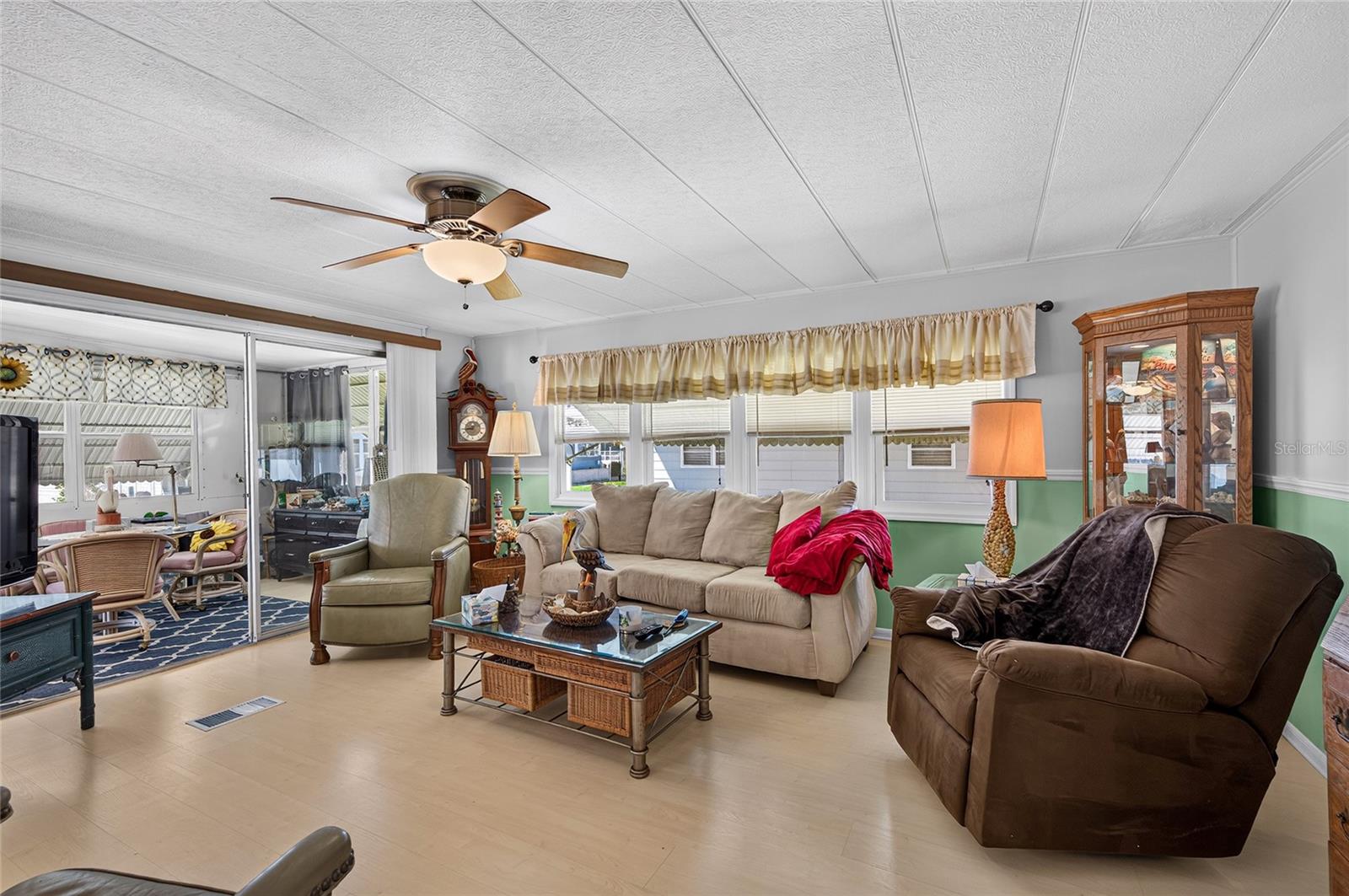 VENICE ISLE - Residential