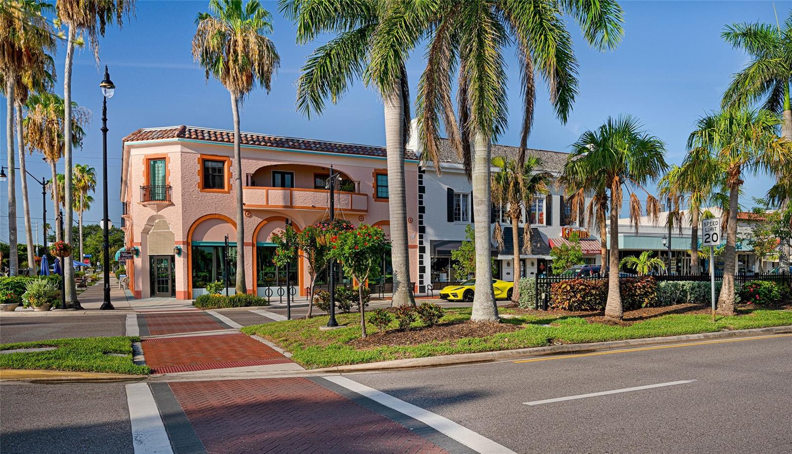 VENICE ISLE - Residential