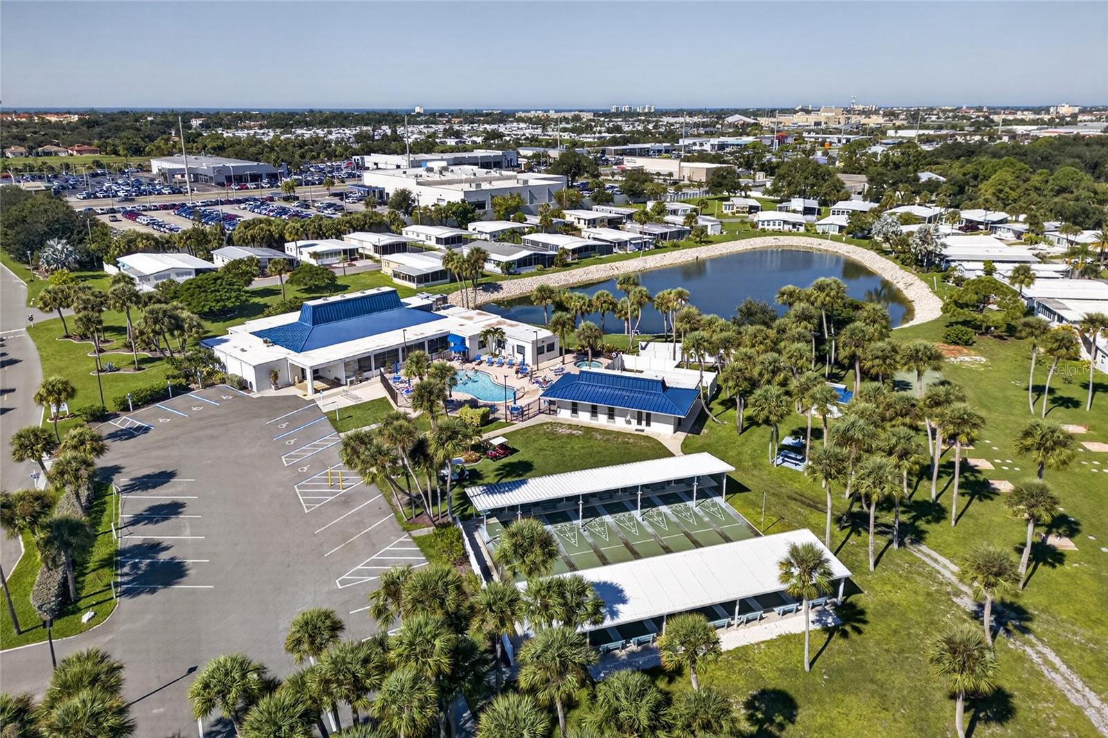VENICE ISLE - Residential