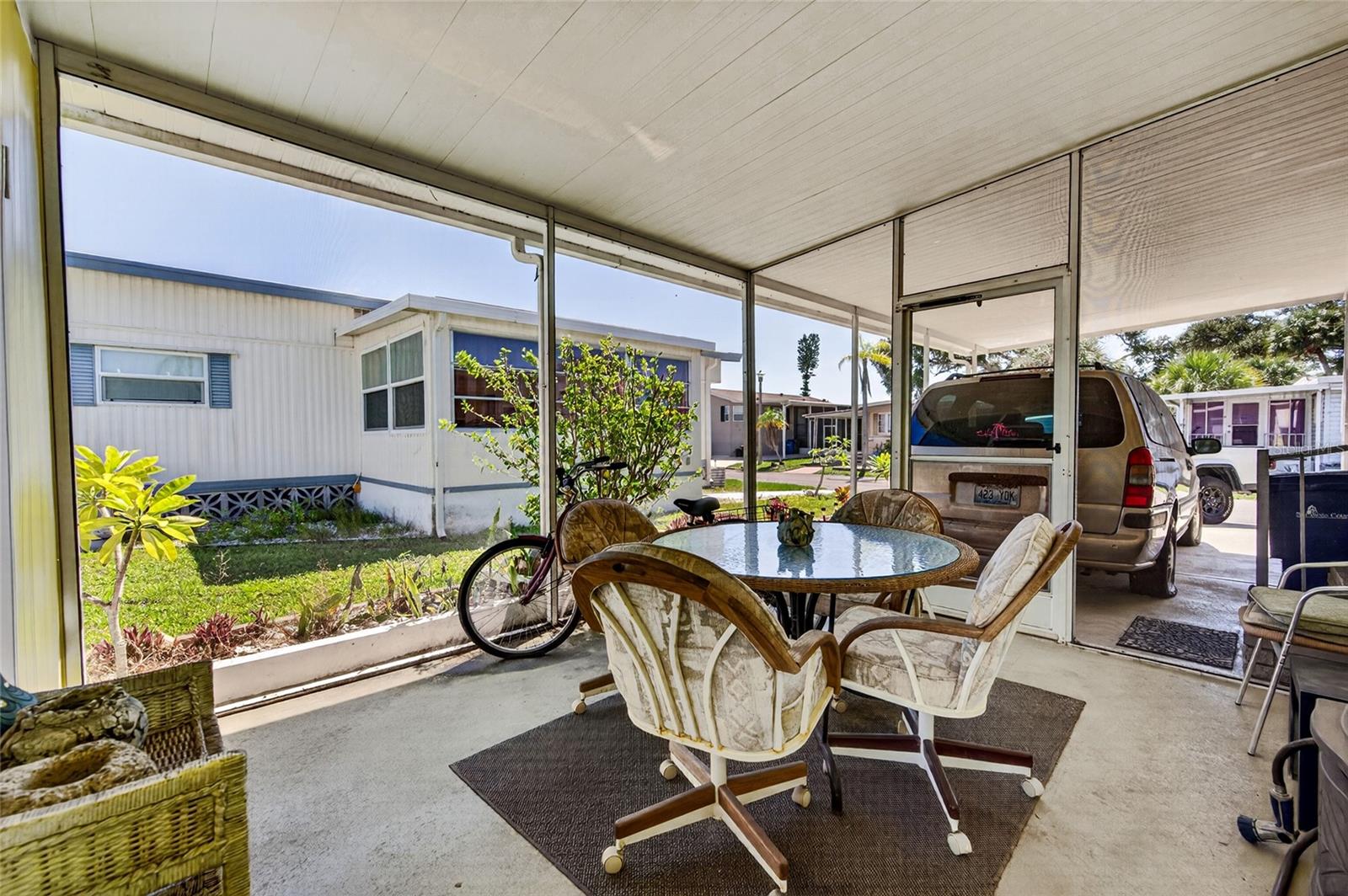 VENICE ISLE - Residential