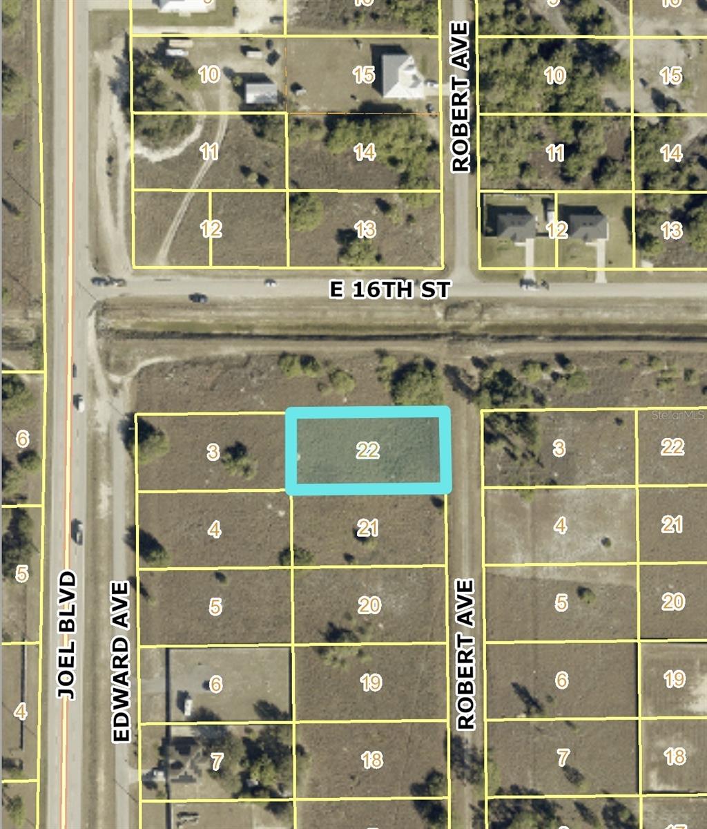 Great vacant lot to build your dream home!