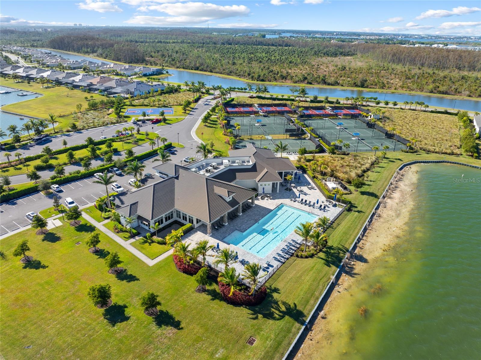 VISTA WILDBLUE - Residential