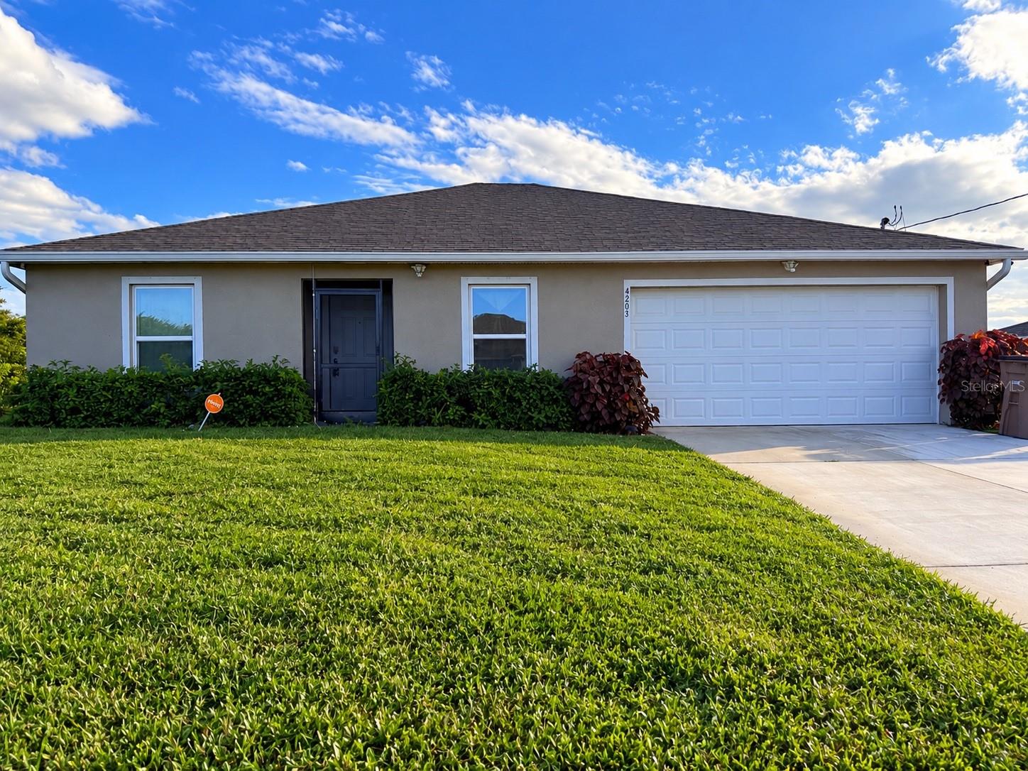 LEHIGH ACRES - Residential