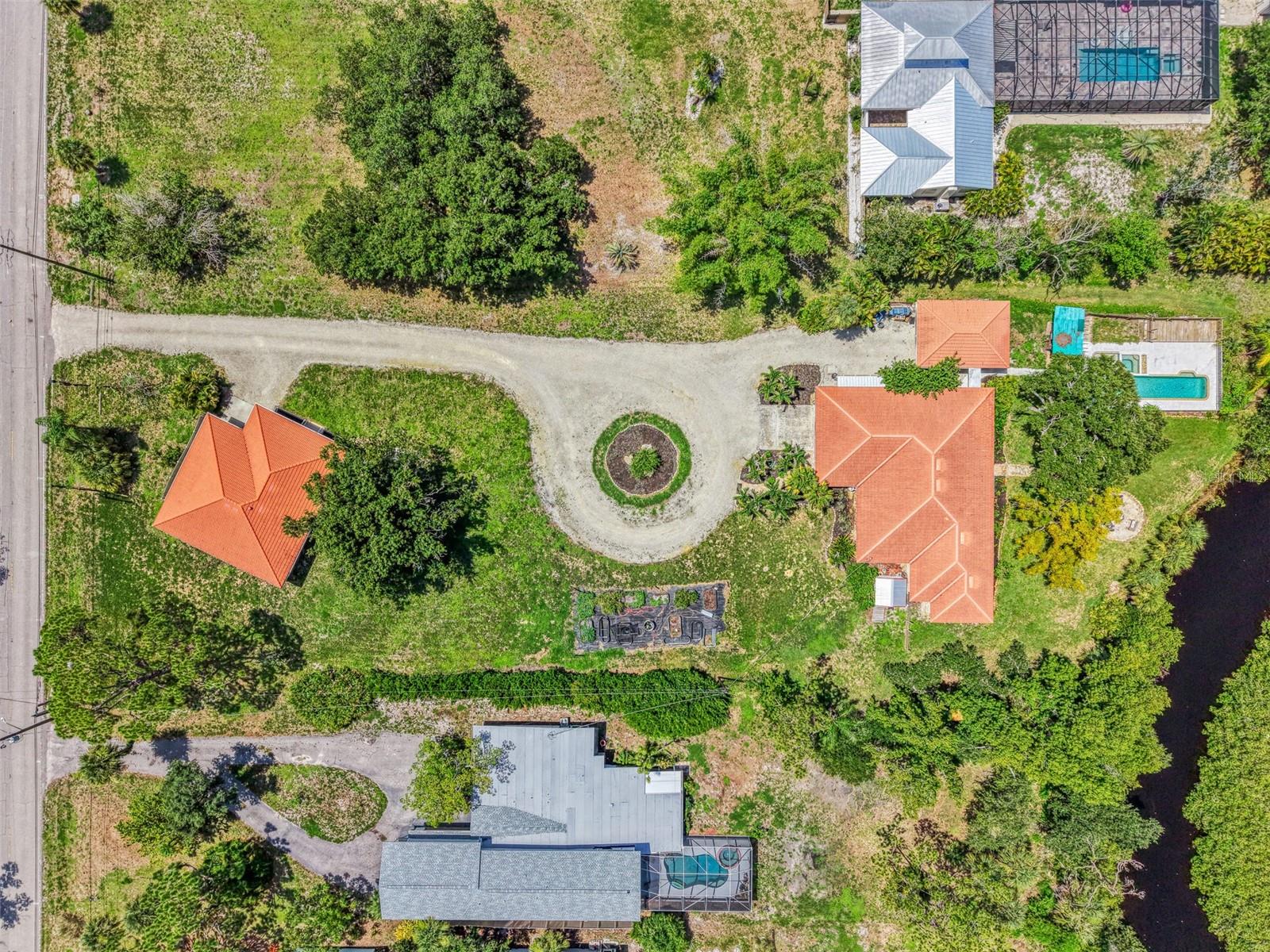 ENGLEWOOD GARDENS - Residential