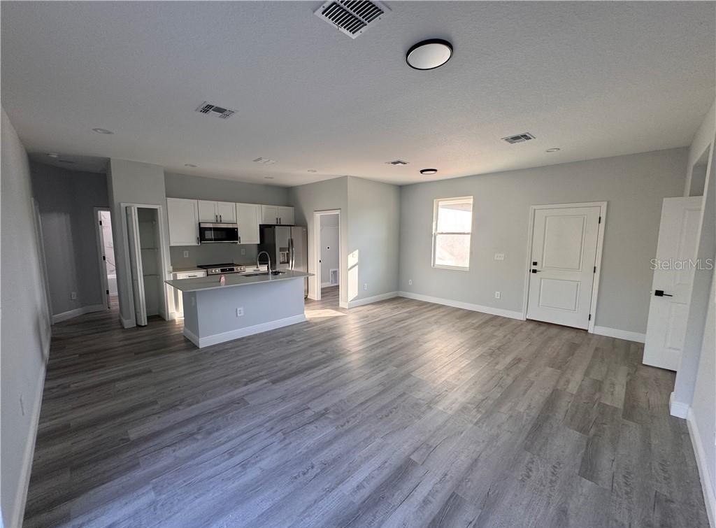 ORANGE BLOSSOM ESTATE - Residential