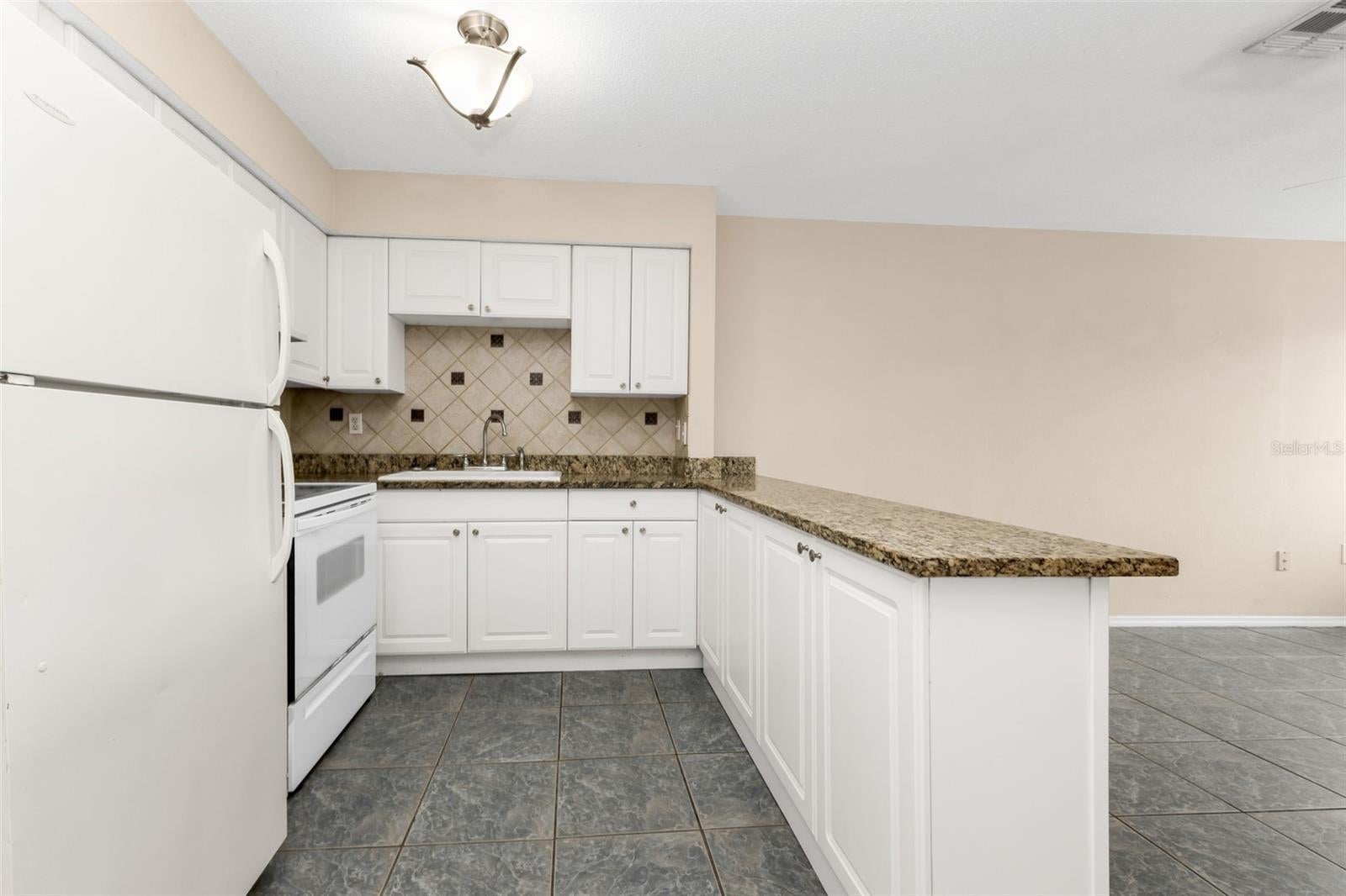 SUNSHINE VILLAS SEC 01 PH 03 - Residential