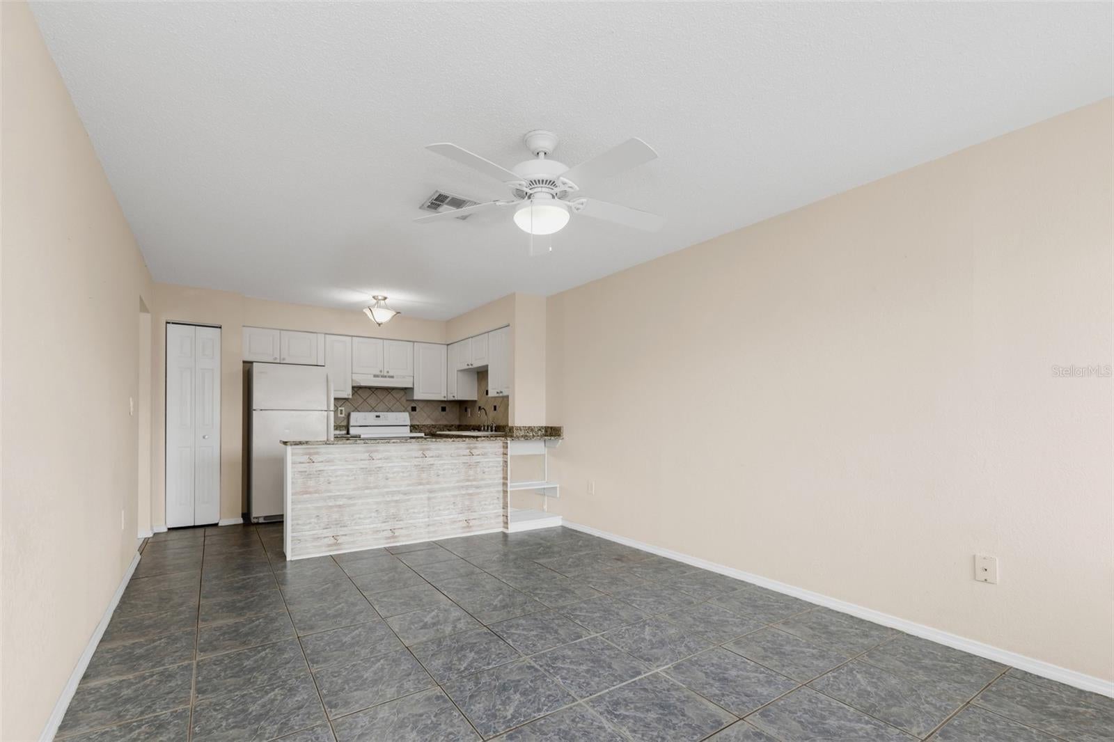 SUNSHINE VILLAS SEC 01 PH 03 - Residential