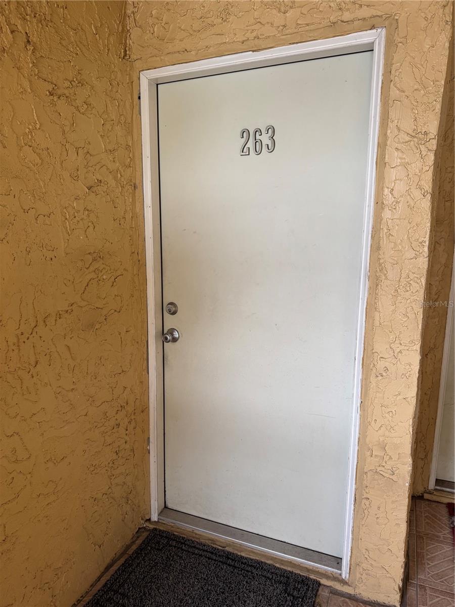 Ready now for a new owner! This well maintained, freshly painted and updated unit is located upstairs with a balcony view of mature oak trees. Two bedrooms and two bathrooms make for a very comfortable living space. Sienna Park offers great community amenities including a heated pool, fitness center, dog park, and more. This central location puts you close to shopping, restaurants and beaches. This condo is close to everything Sarasota has to offer!
