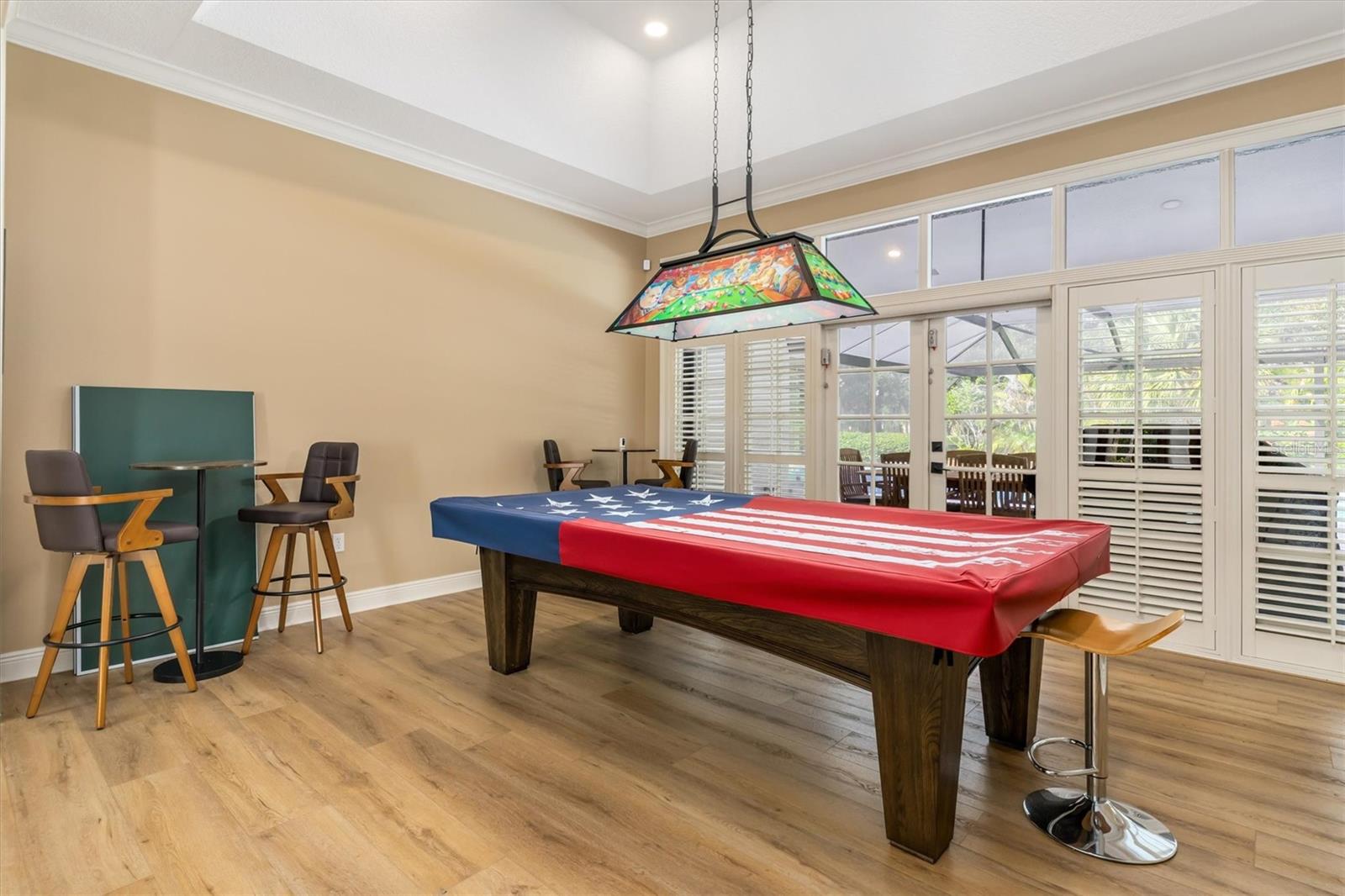 SUNNYBREEZE OAKS SUB - Residential