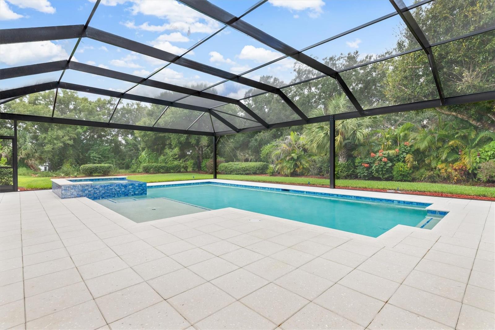 SUNNYBREEZE OAKS SUB - Residential