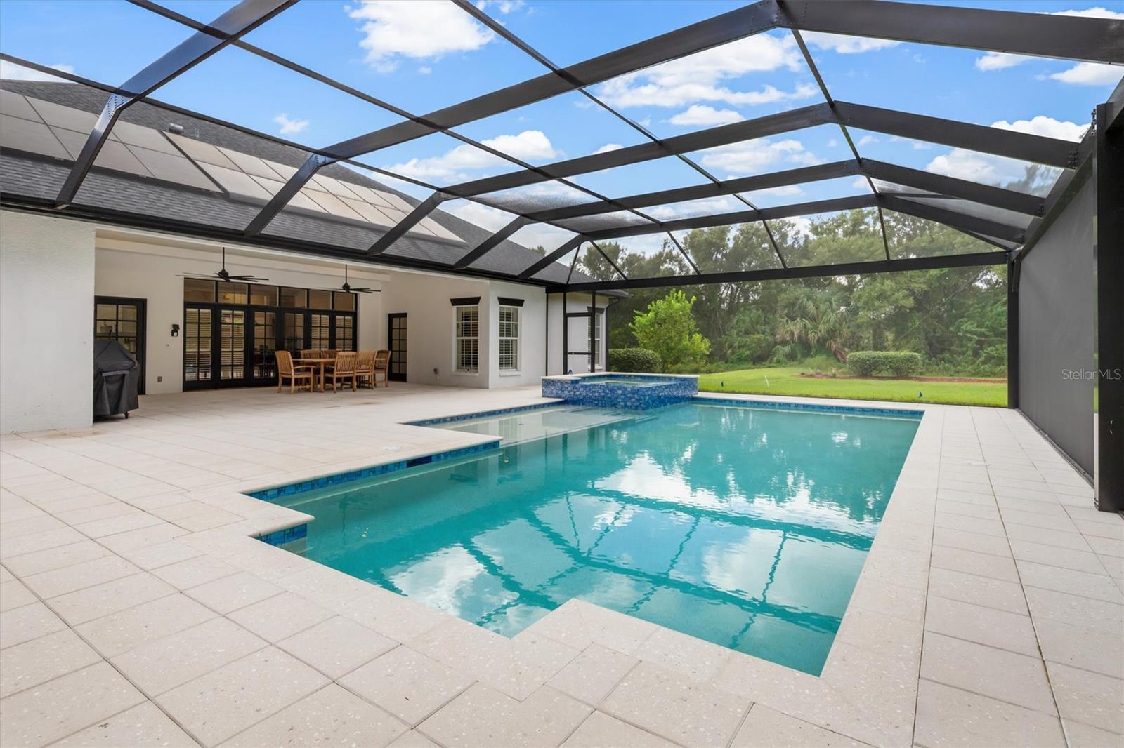 SUNNYBREEZE OAKS SUB - Residential