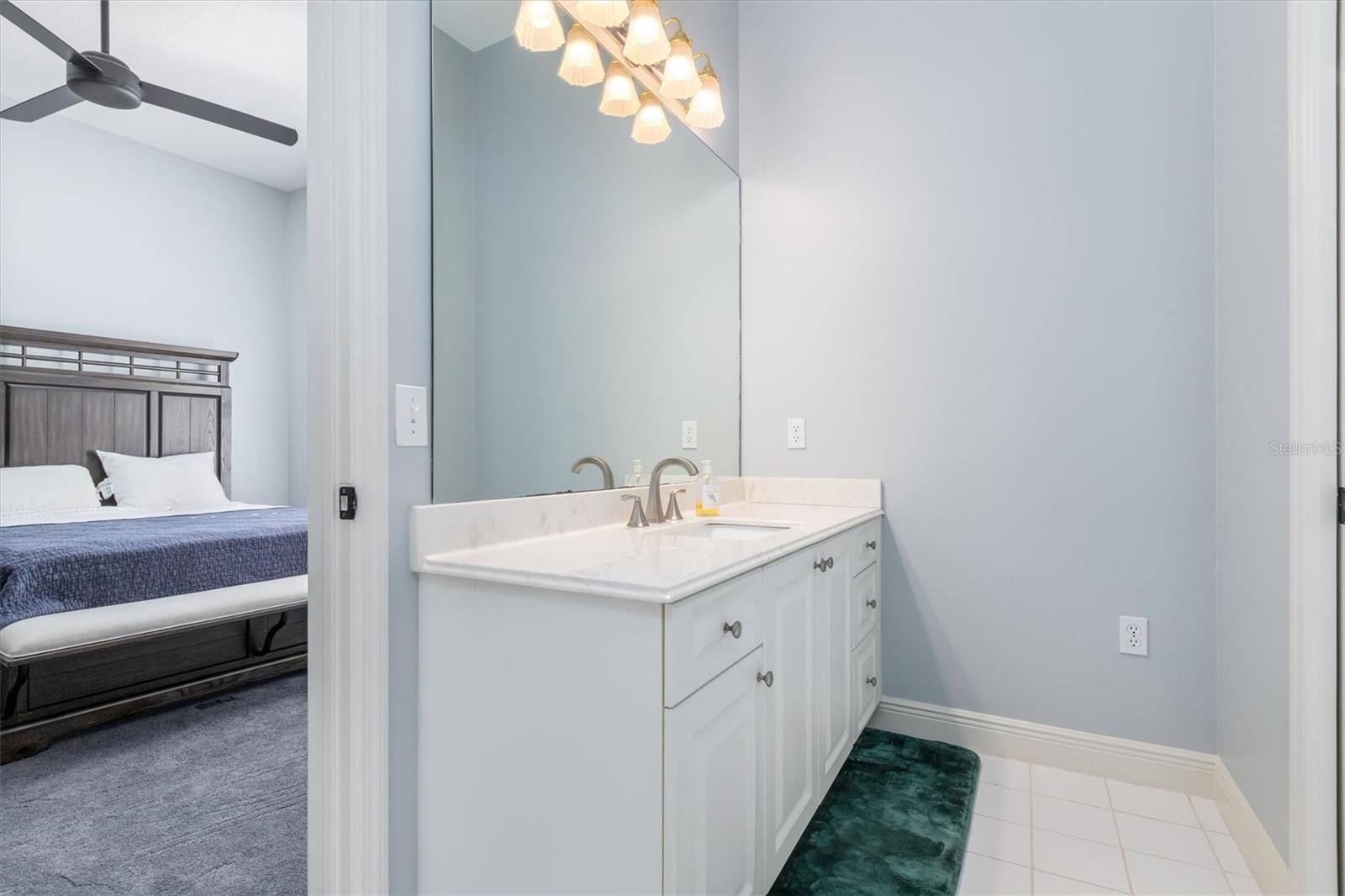 SUNNYBREEZE OAKS SUB - Residential
