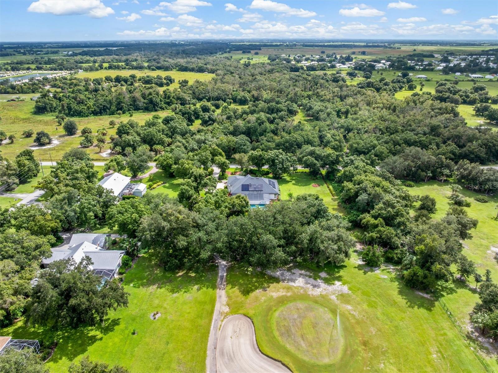 SUNNYBREEZE OAKS SUB - Residential