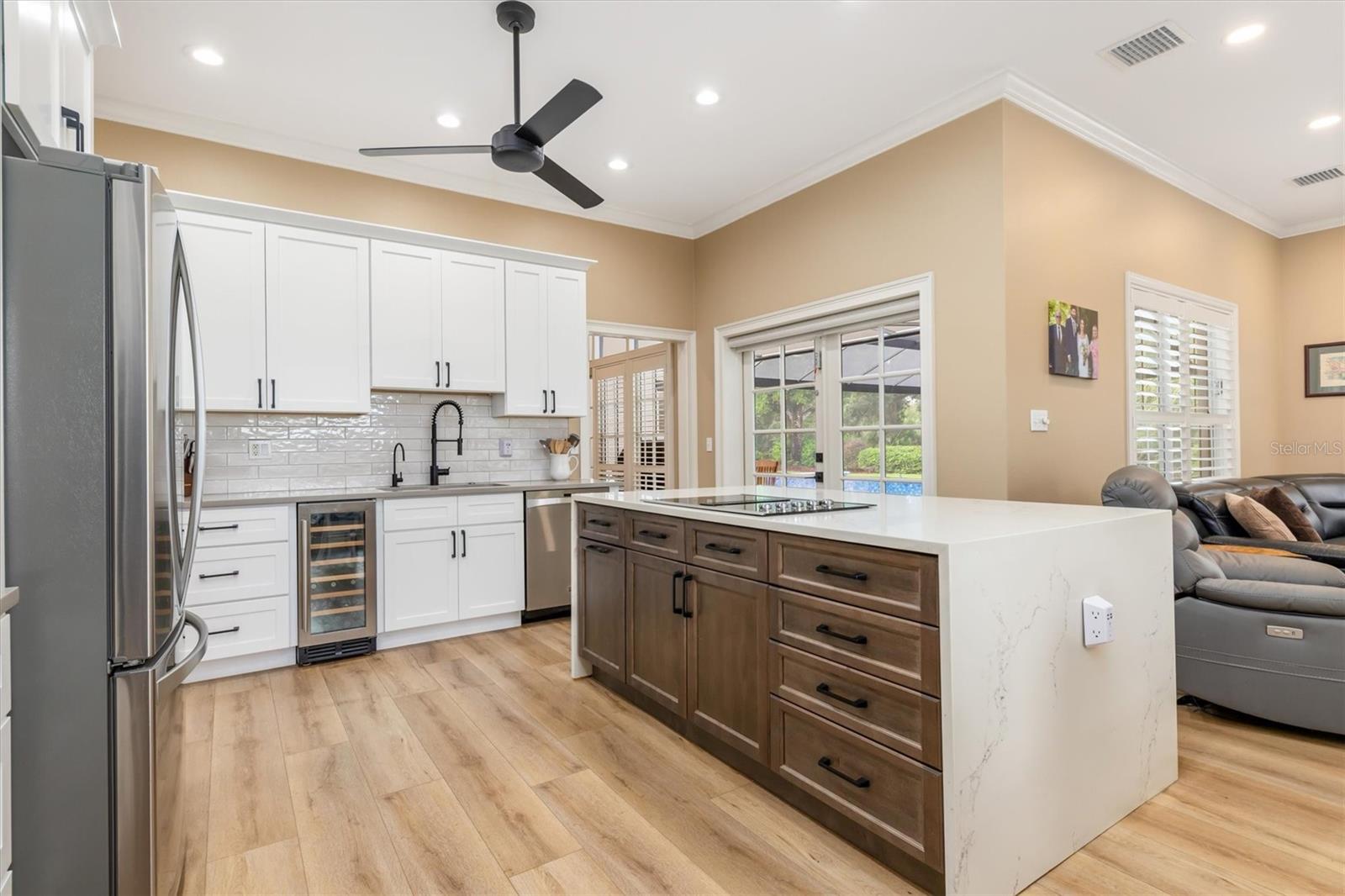 SUNNYBREEZE OAKS SUB - Residential