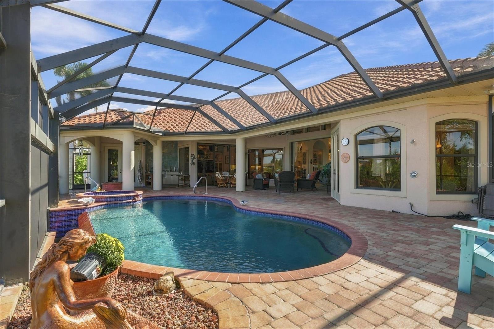SOUTH GULF COVE - Residential