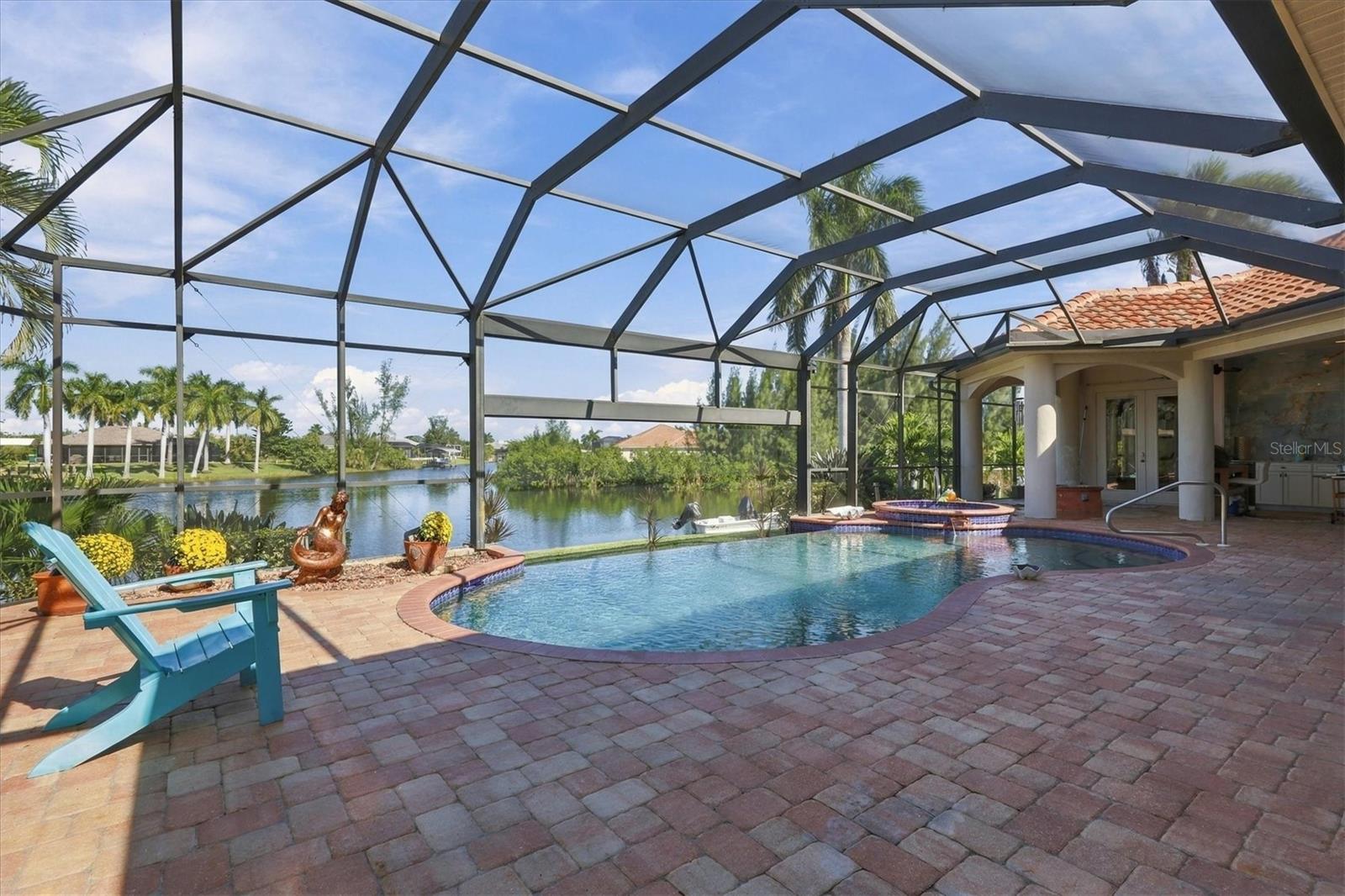 SOUTH GULF COVE - Residential