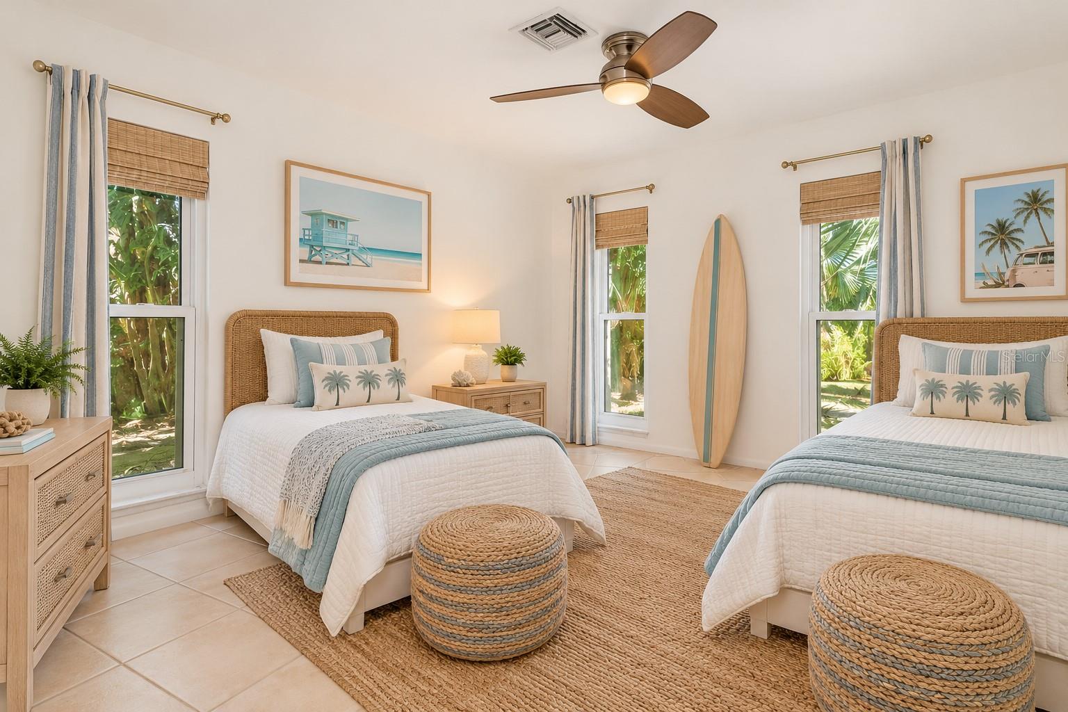 SIESTA ISLES - Residential