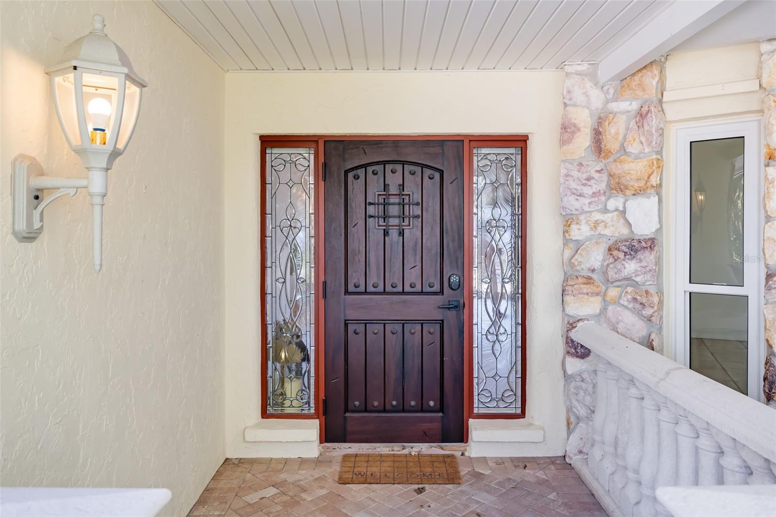 SIESTA ISLES - Residential