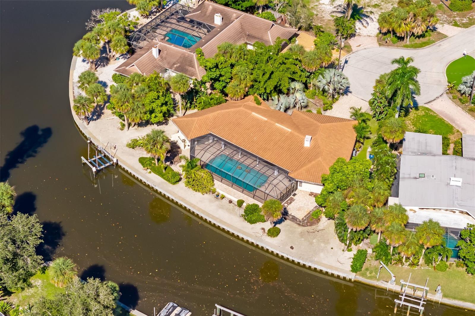 SIESTA ISLES - Residential