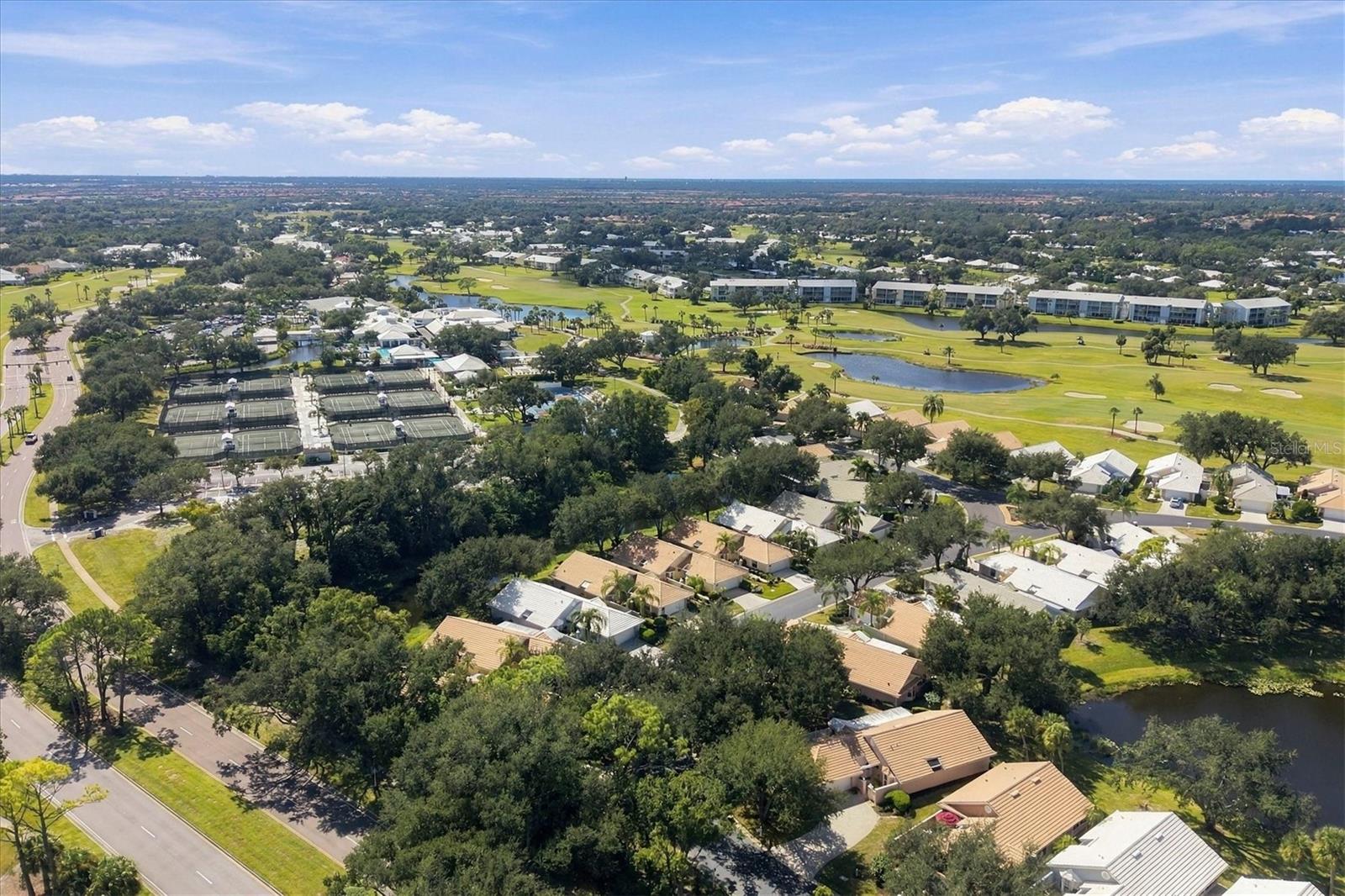 CLUBSIDE VILLAS - Residential