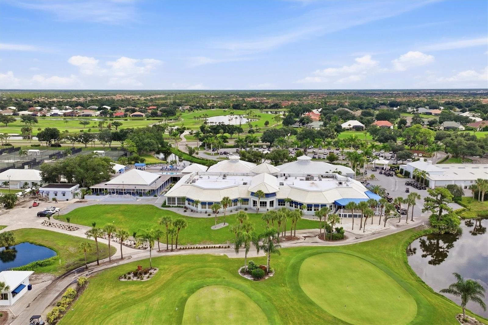 CLUBSIDE VILLAS - Residential