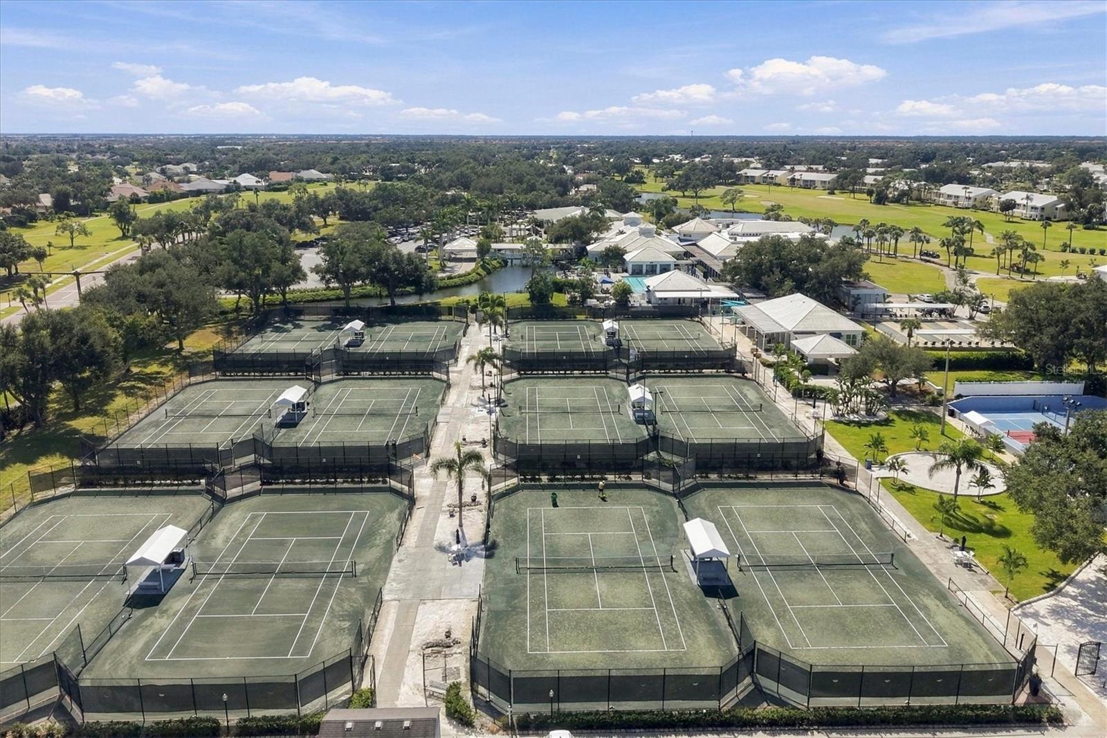 CLUBSIDE VILLAS - Residential