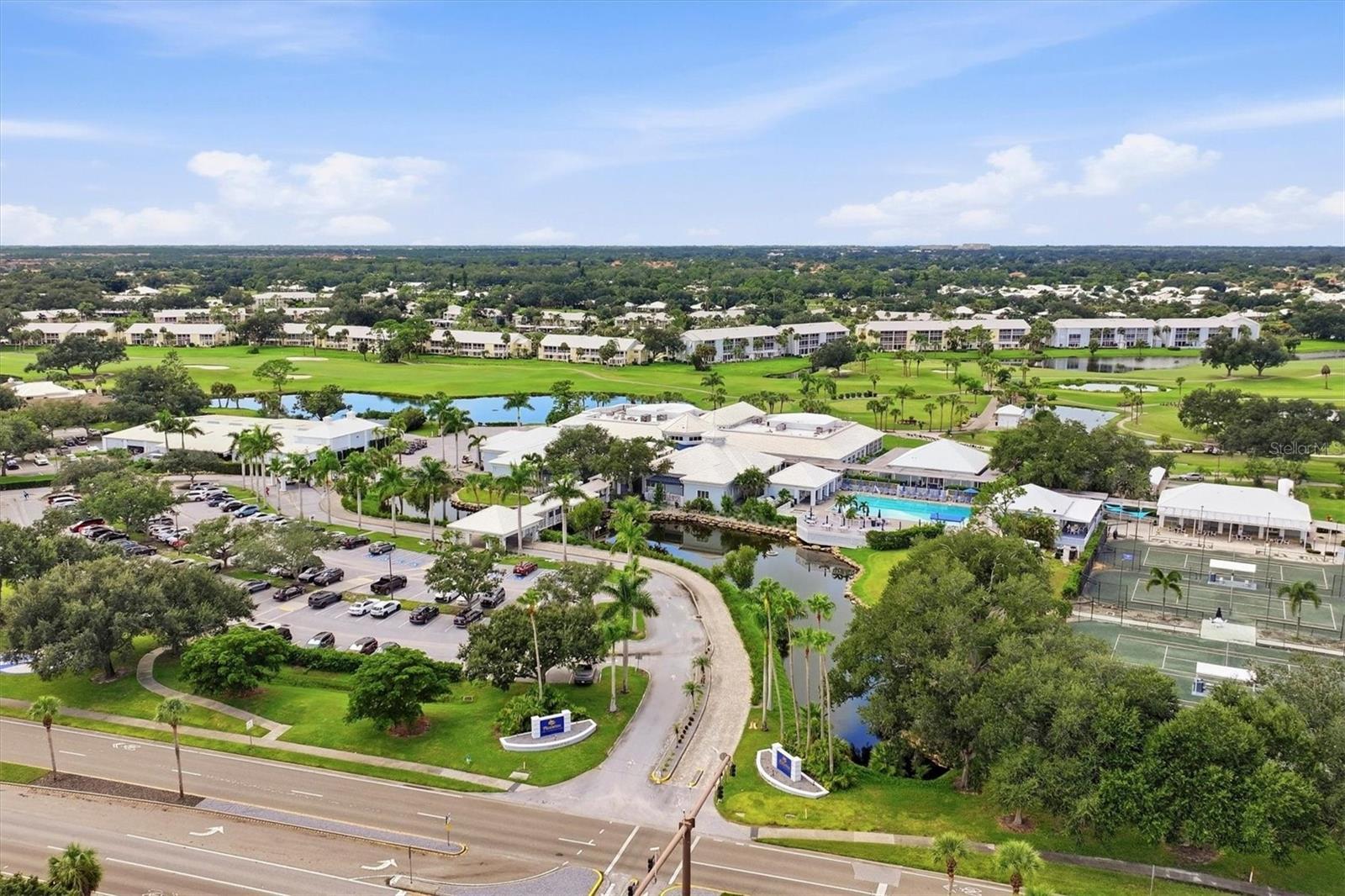 CLUBSIDE VILLAS - Residential