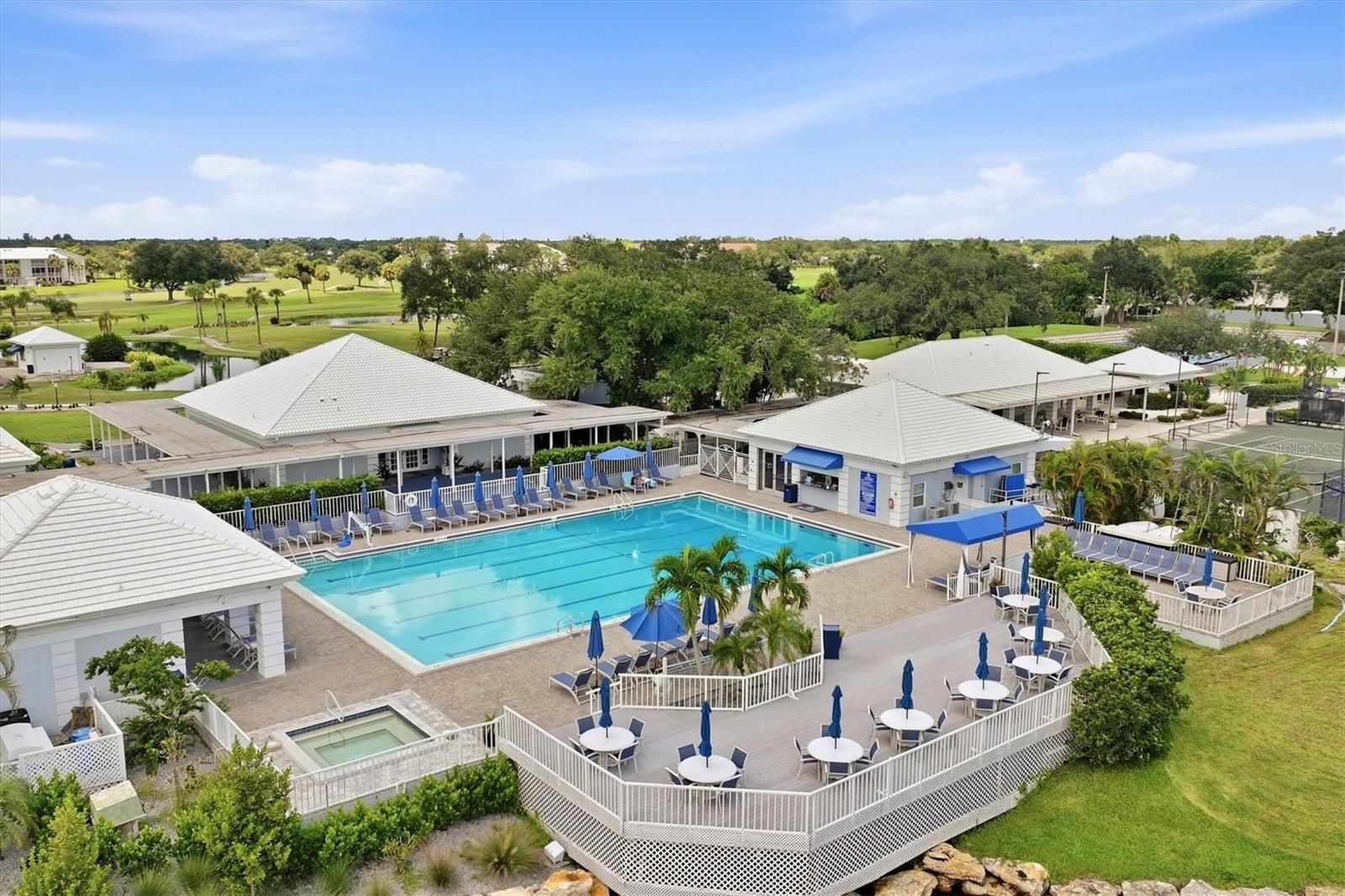 CLUBSIDE VILLAS - Residential