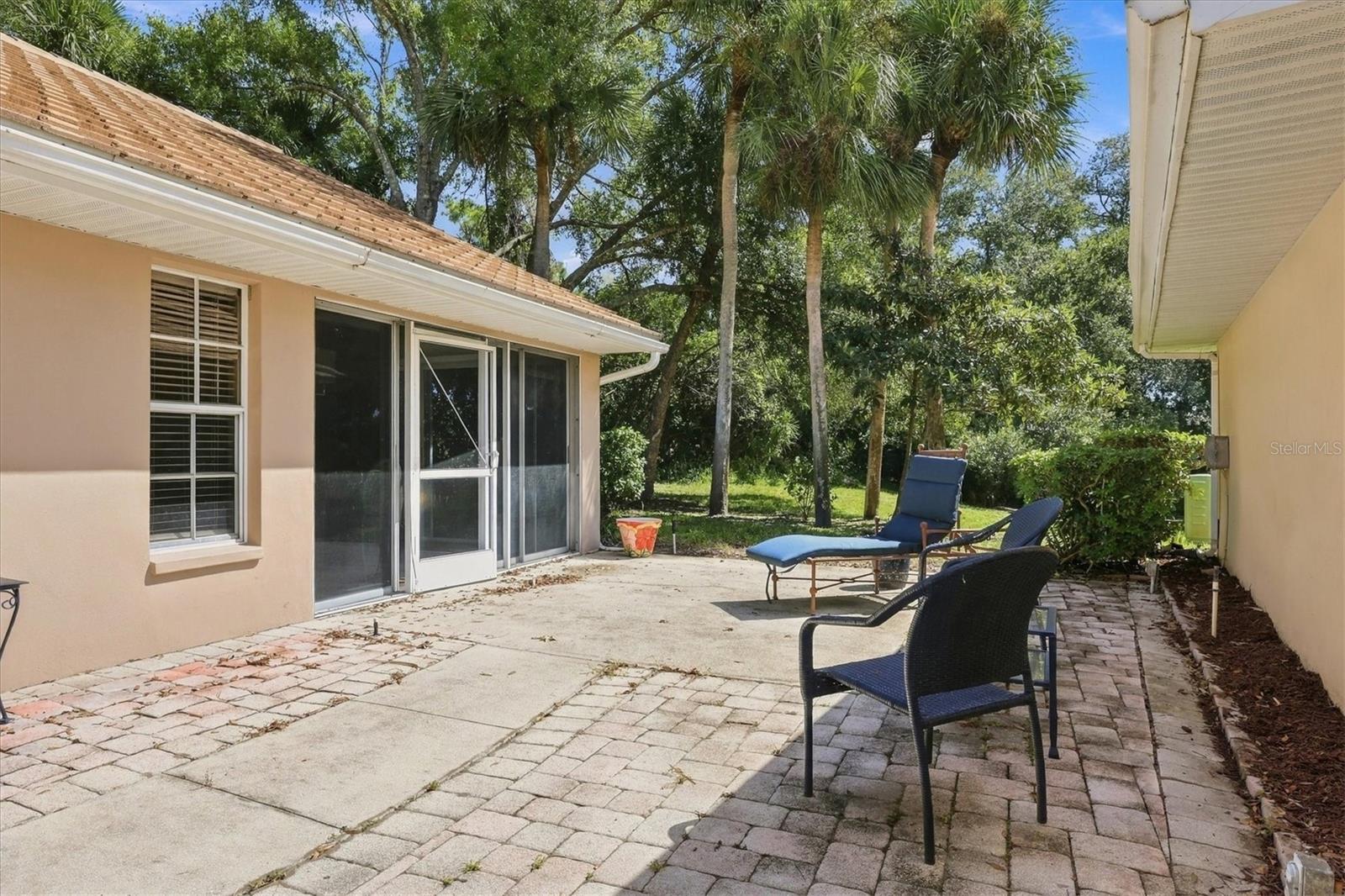 CLUBSIDE VILLAS - Residential
