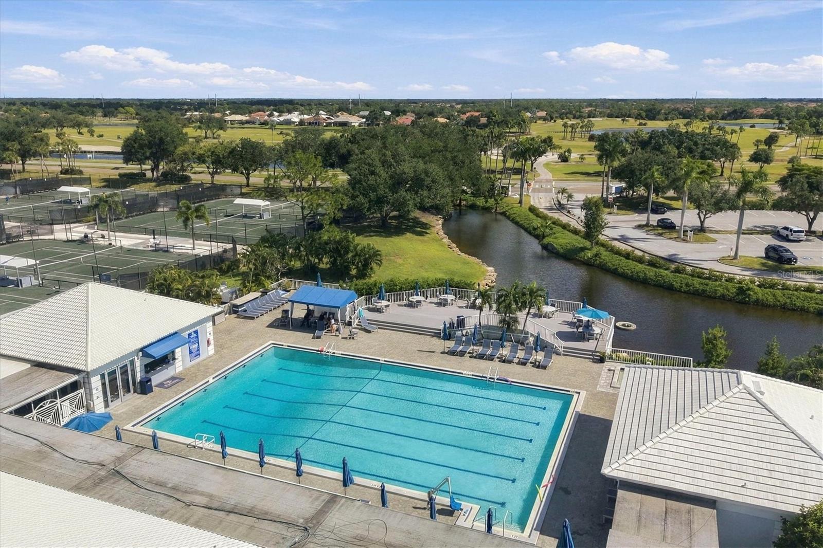 CLUBSIDE VILLAS - Residential