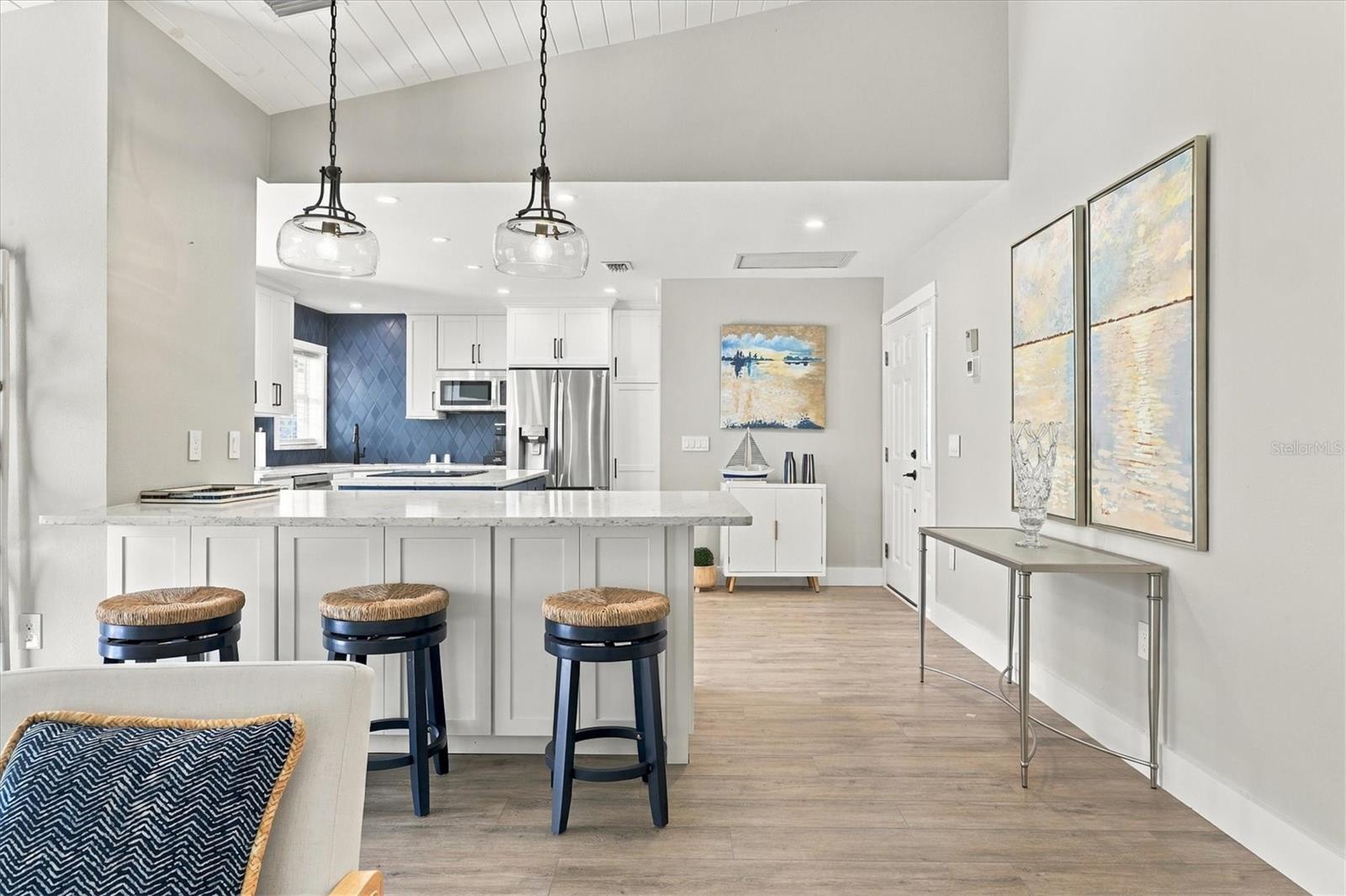 CLUBSIDE VILLAS - Residential