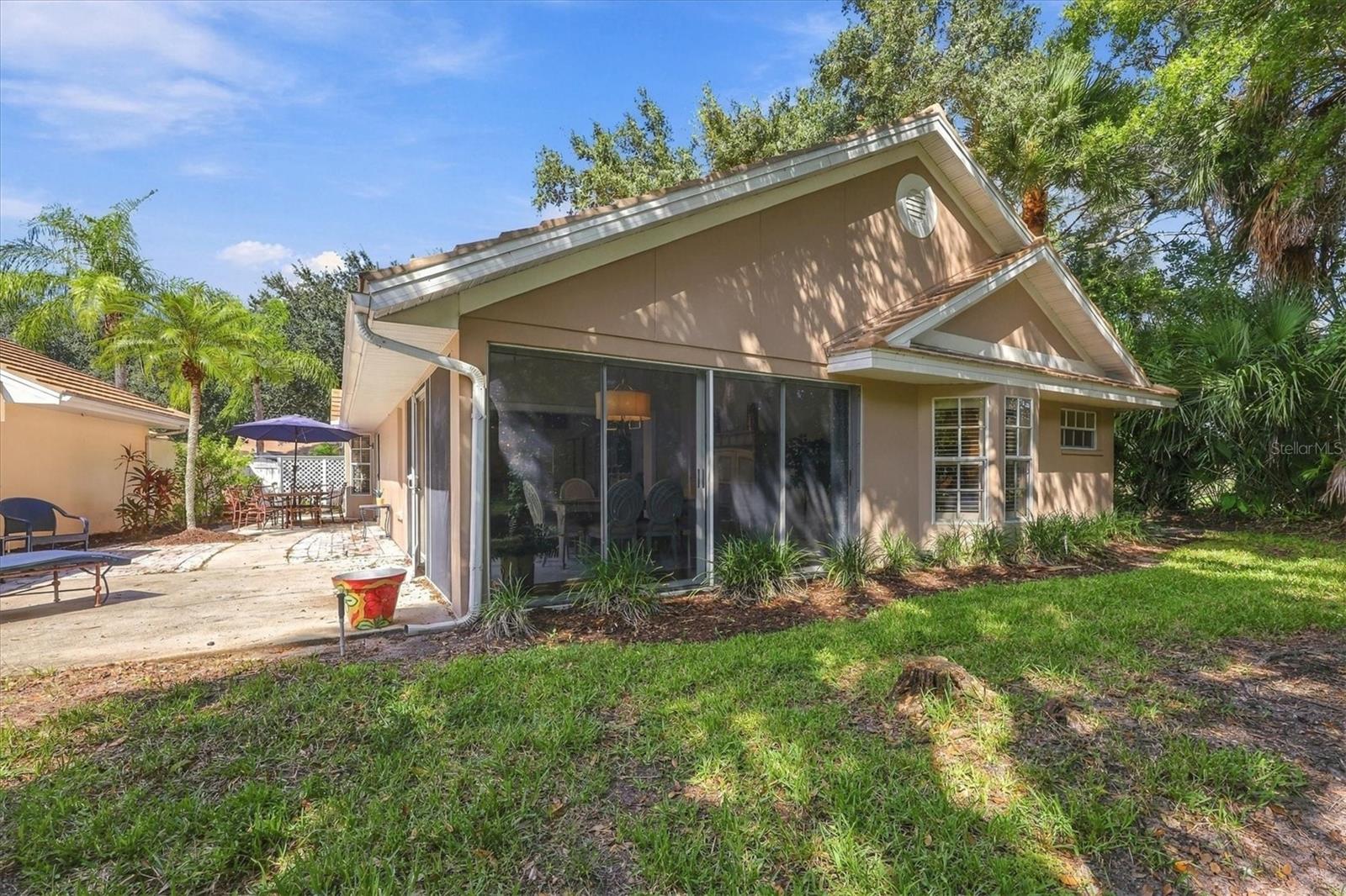 CLUBSIDE VILLAS - Residential