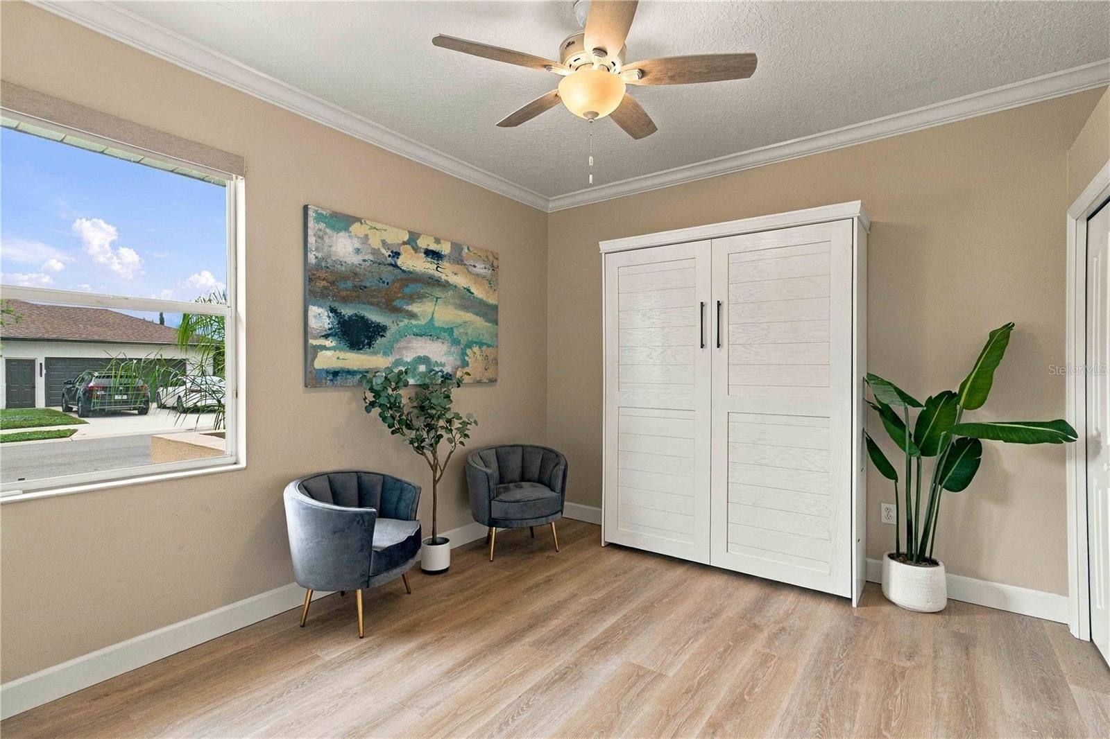 EASTLAKE - Residential