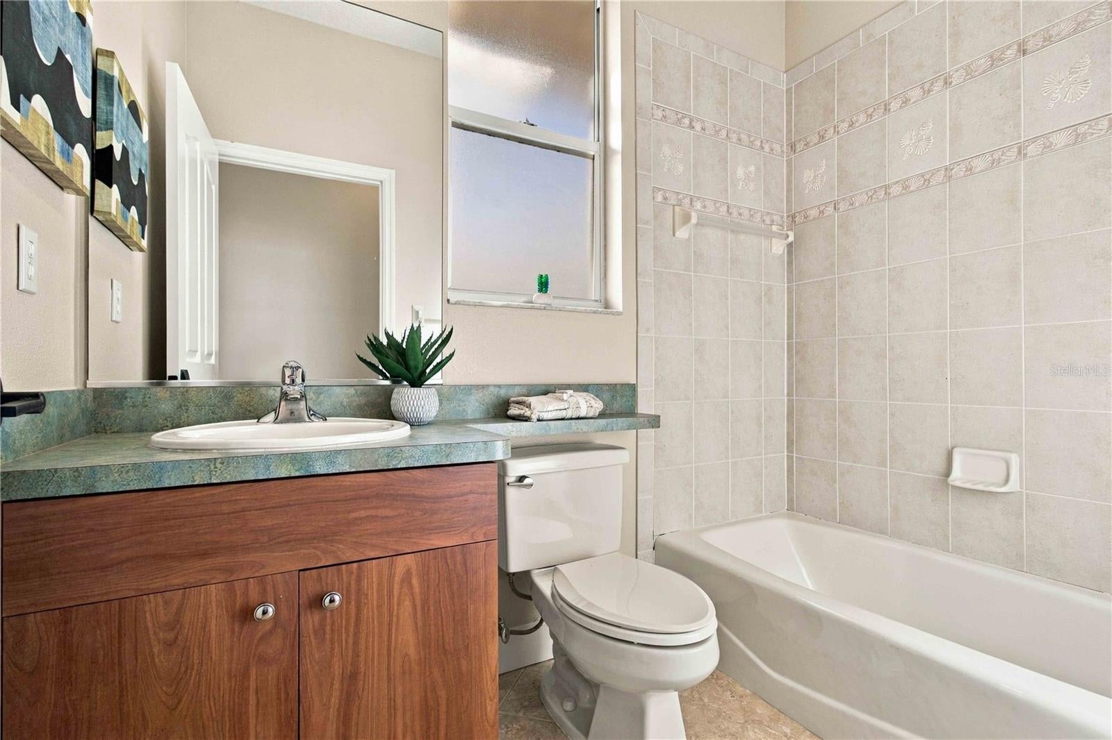 EASTLAKE - Residential