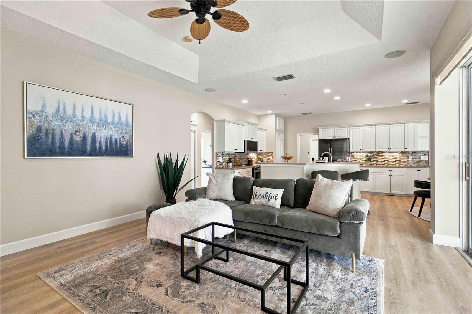 EASTLAKE - Residential
