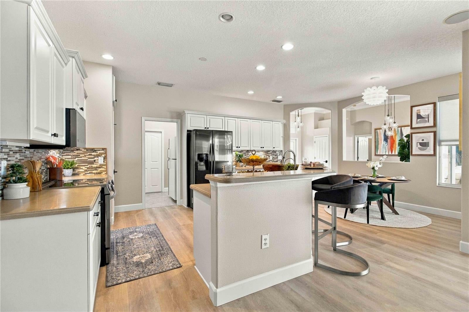 EASTLAKE - Residential