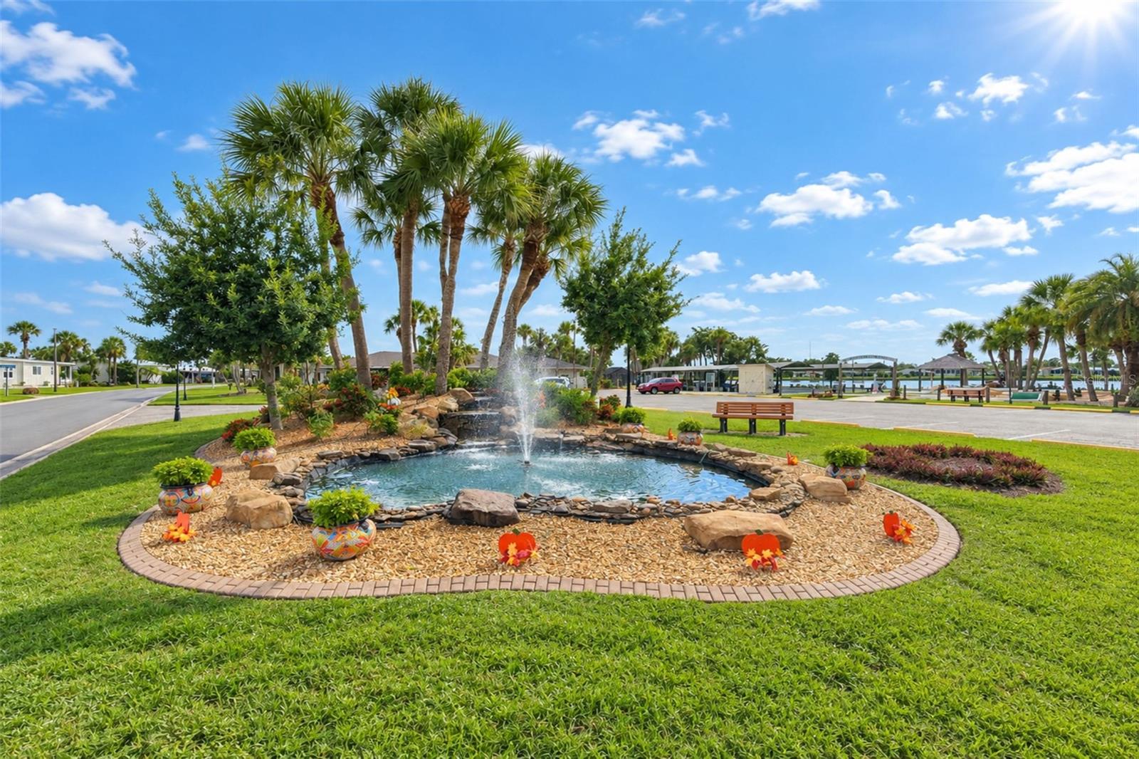 MAPLE LEAF ESTATES - Residential