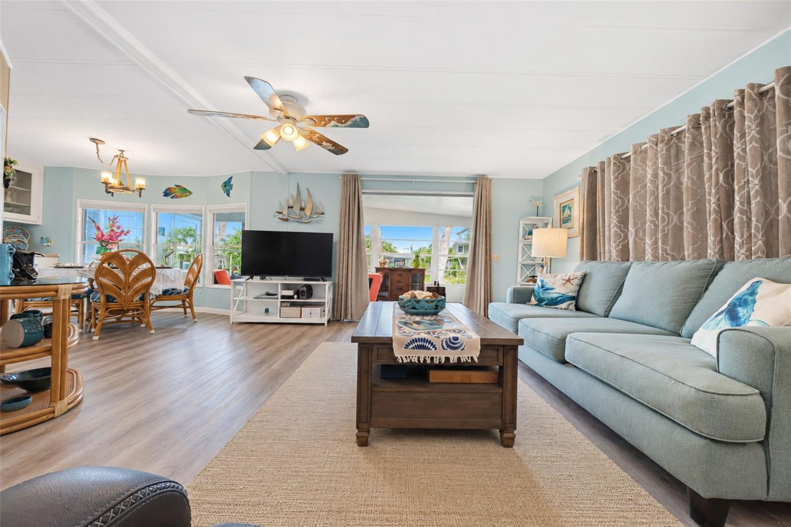 MAPLE LEAF ESTATES - Residential