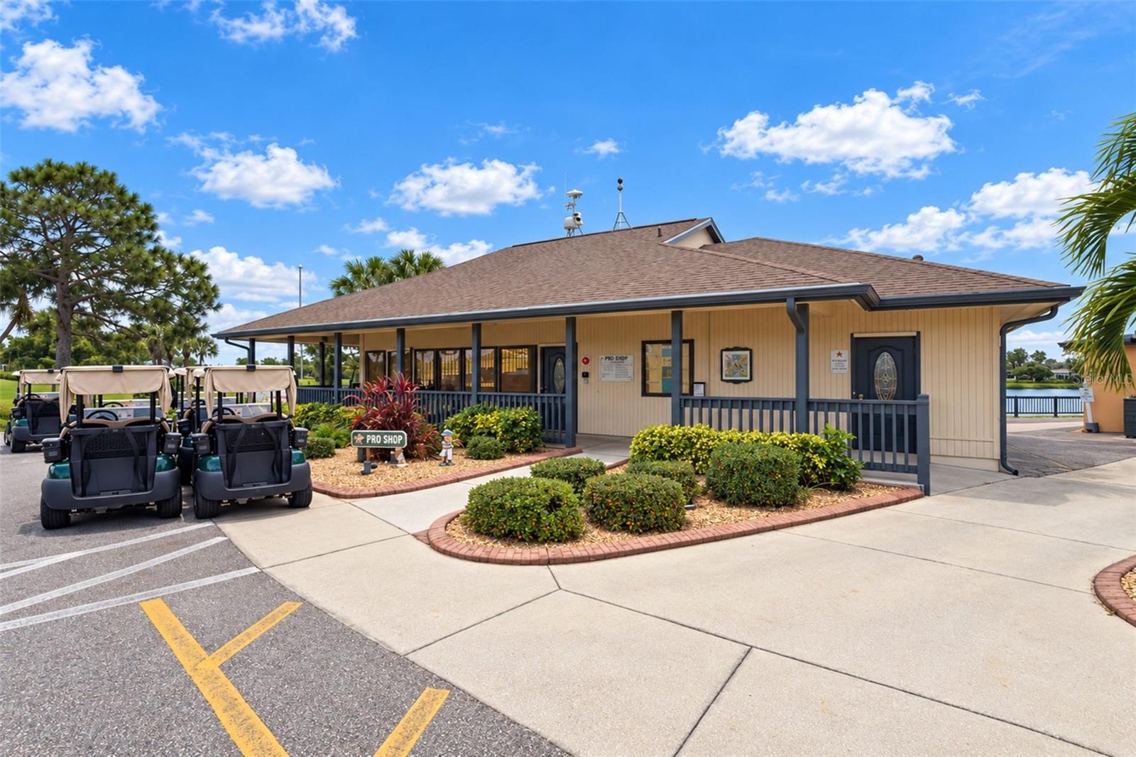 MAPLE LEAF ESTATES - Residential