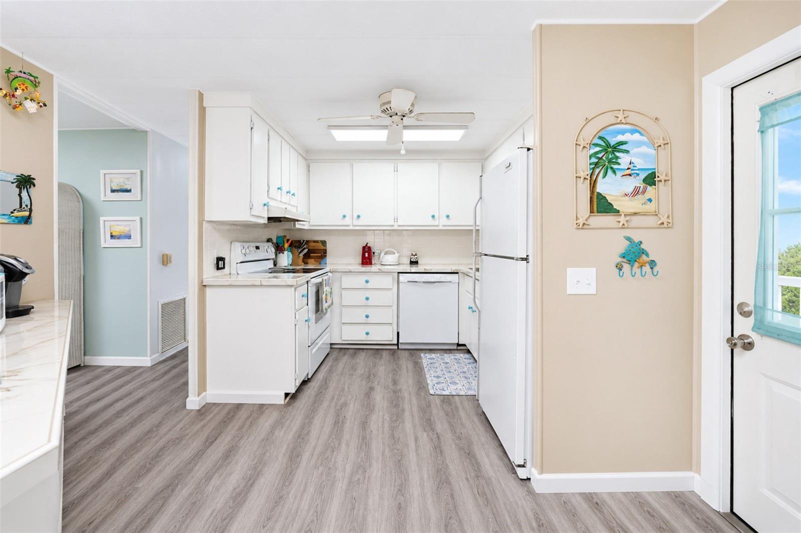 MAPLE LEAF ESTATES - Residential