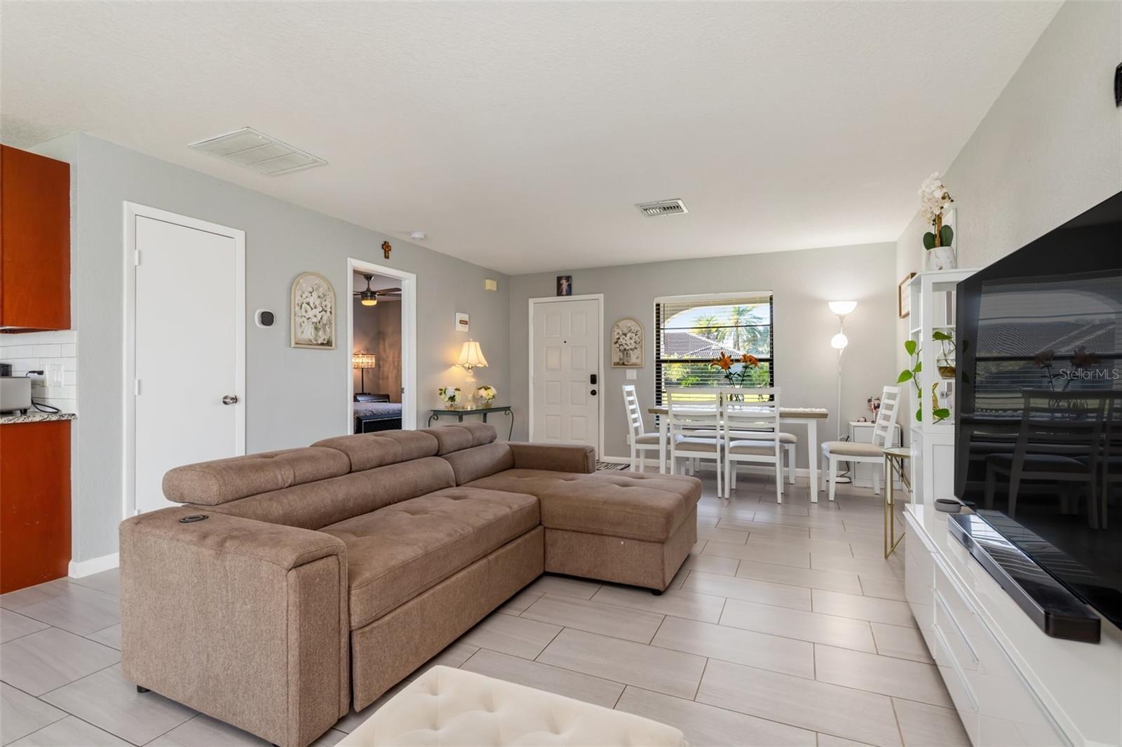 PUNTA GORDA ISLES SEC 20 - Residential