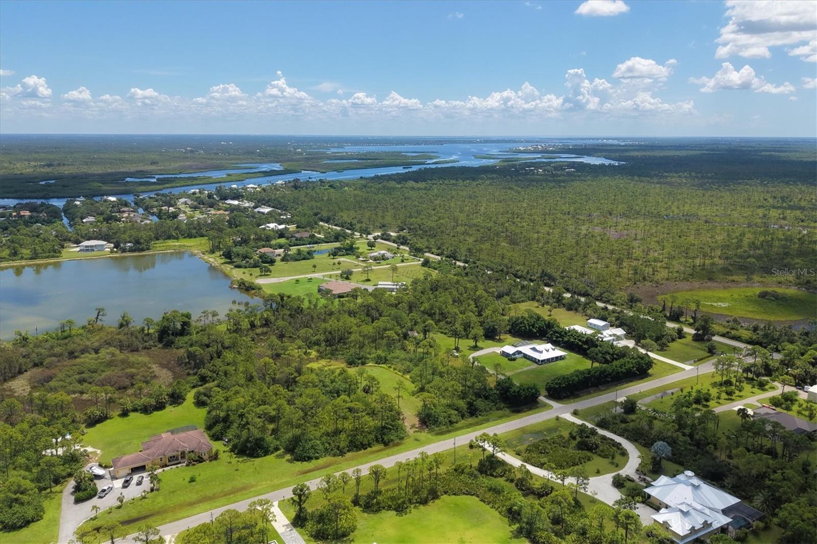 LAKE GERALDINE - Land