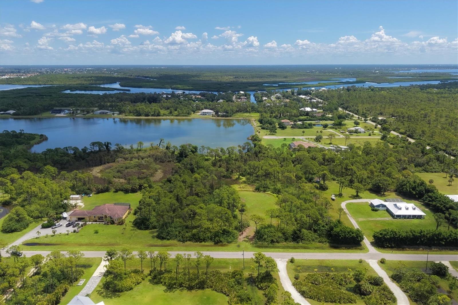 LAKE GERALDINE - Land