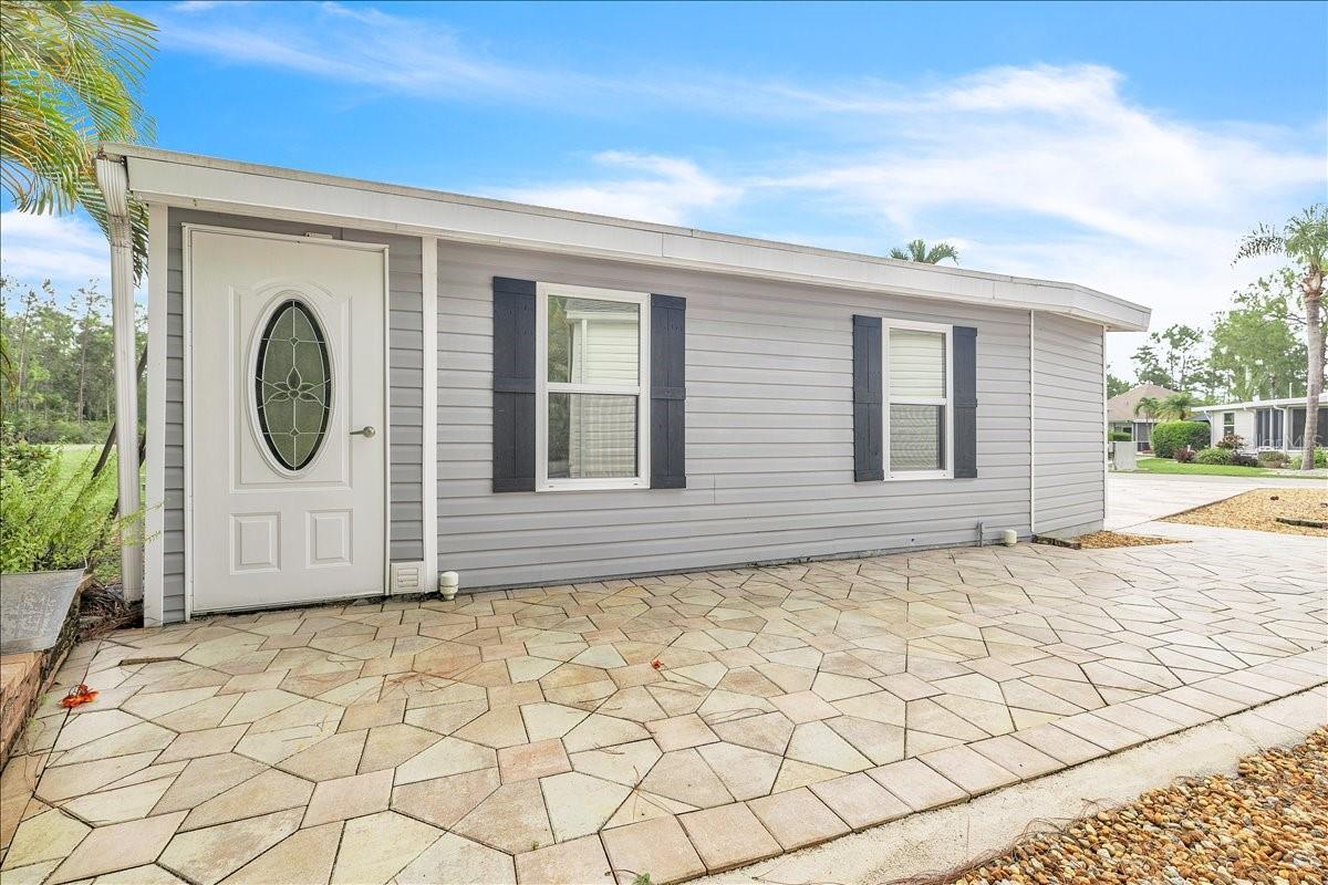 CORKSCREW WOODLANDS - Residential