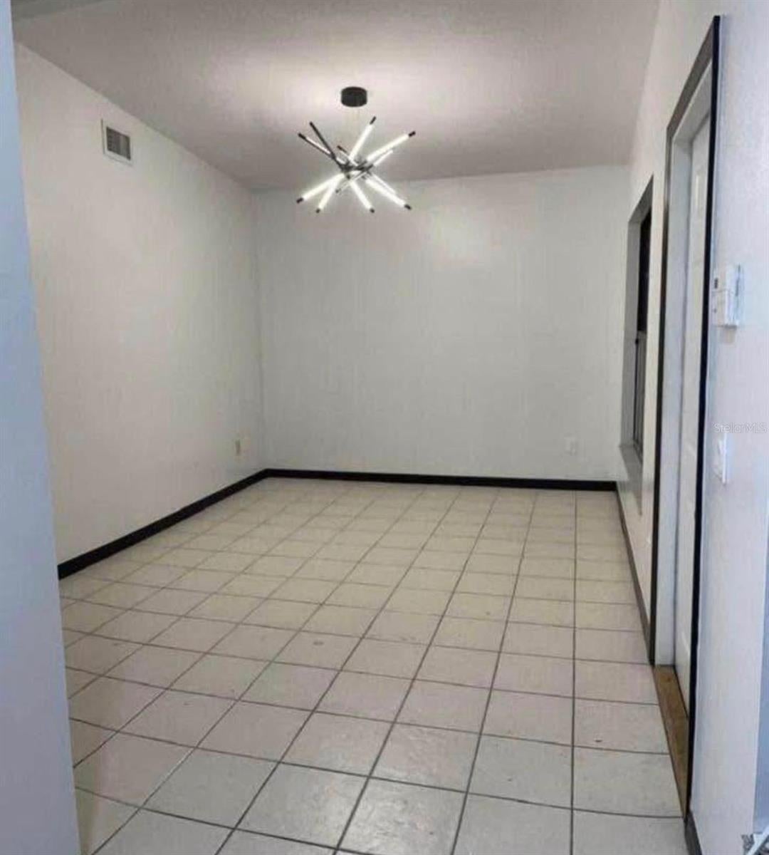 TAMPAS NORTH SIDE COUNTRY CLU - Residential