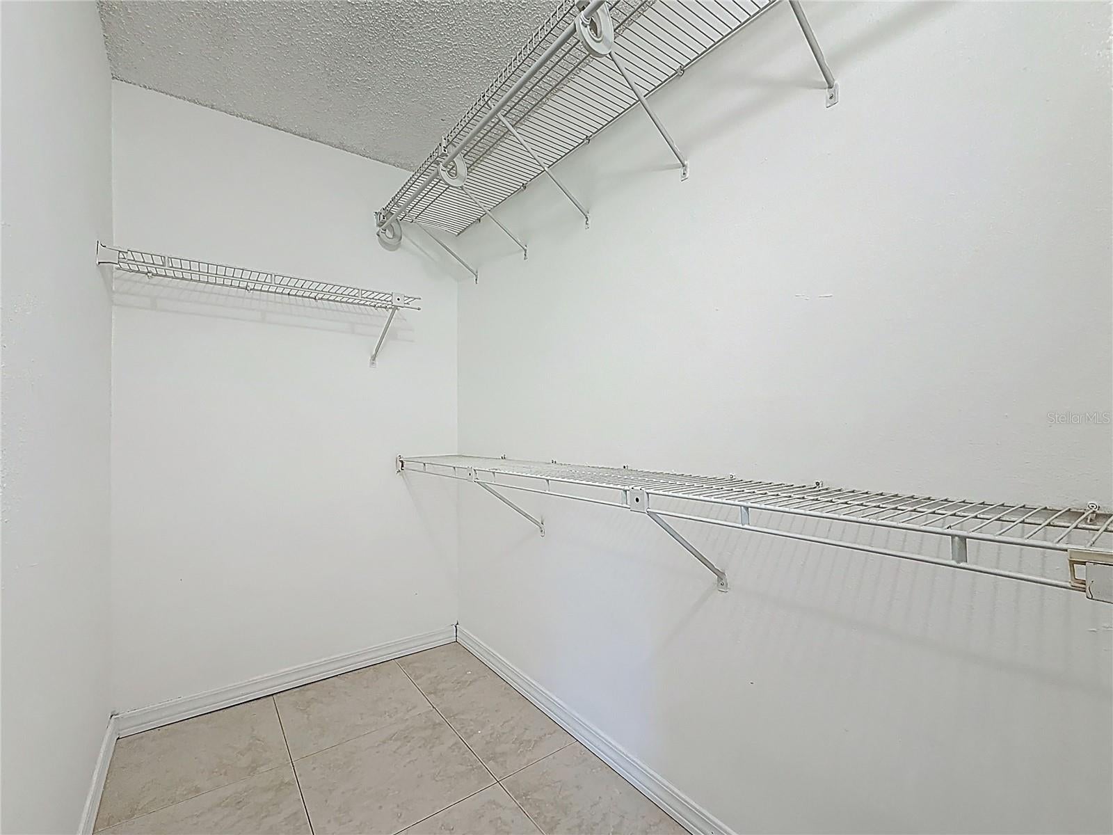 NORTH OAKS CONDO II - Residential