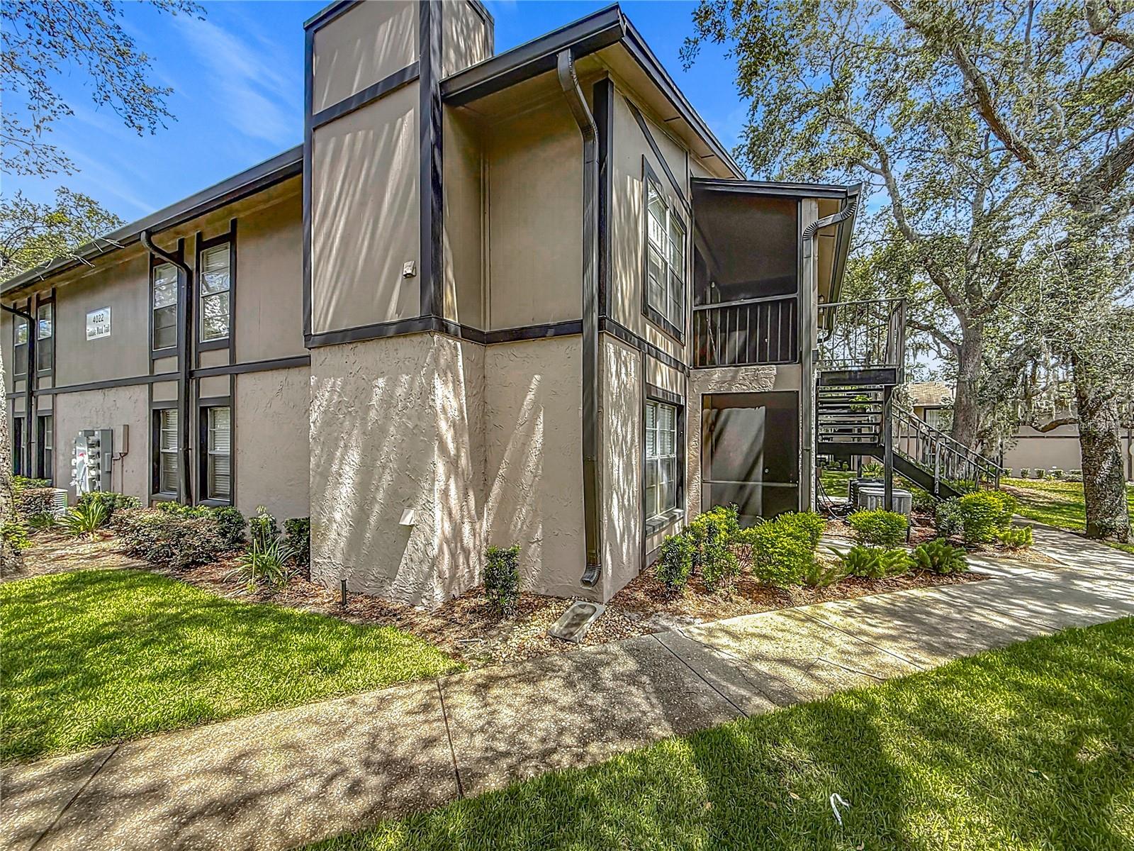 NORTH OAKS CONDO II - Residential
