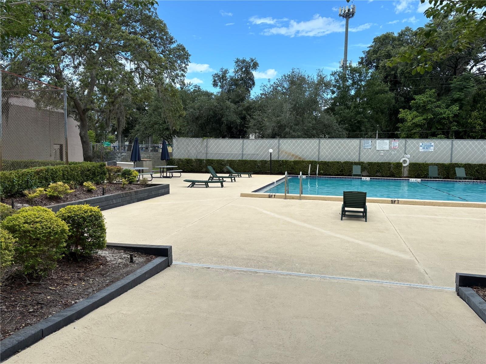 NORTH OAKS CONDO II - Residential