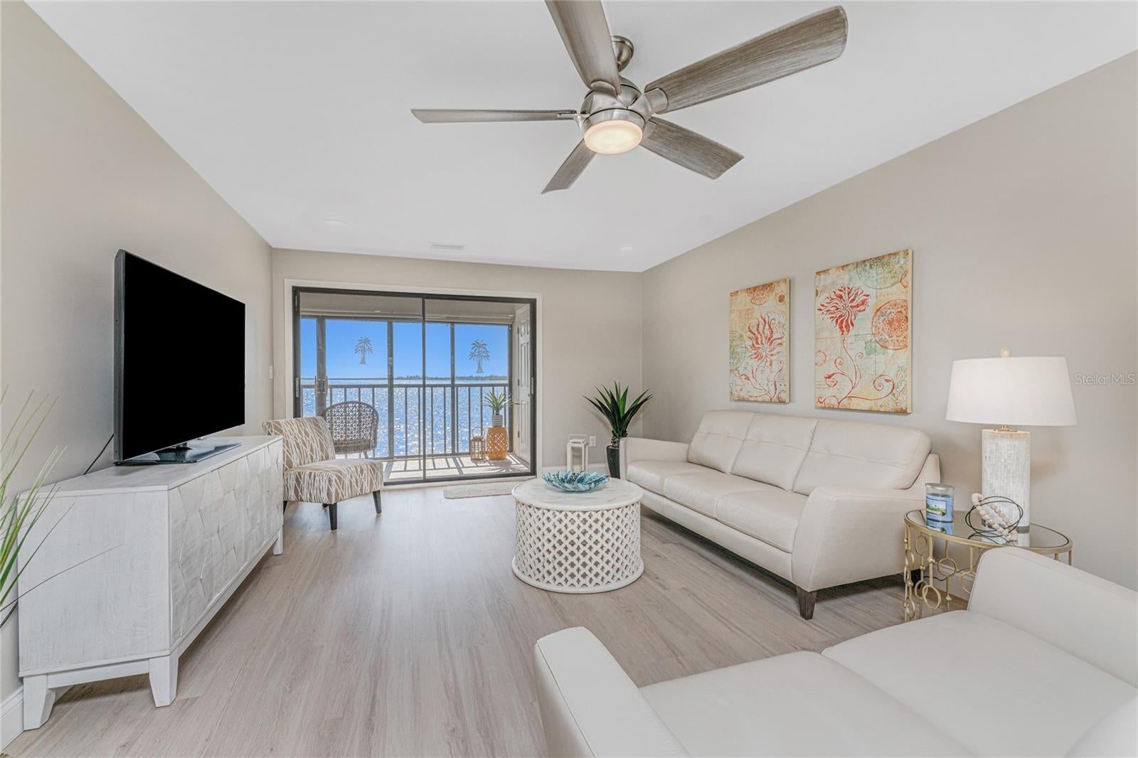 TARPON BAY PH 02 BLDG C - Residential